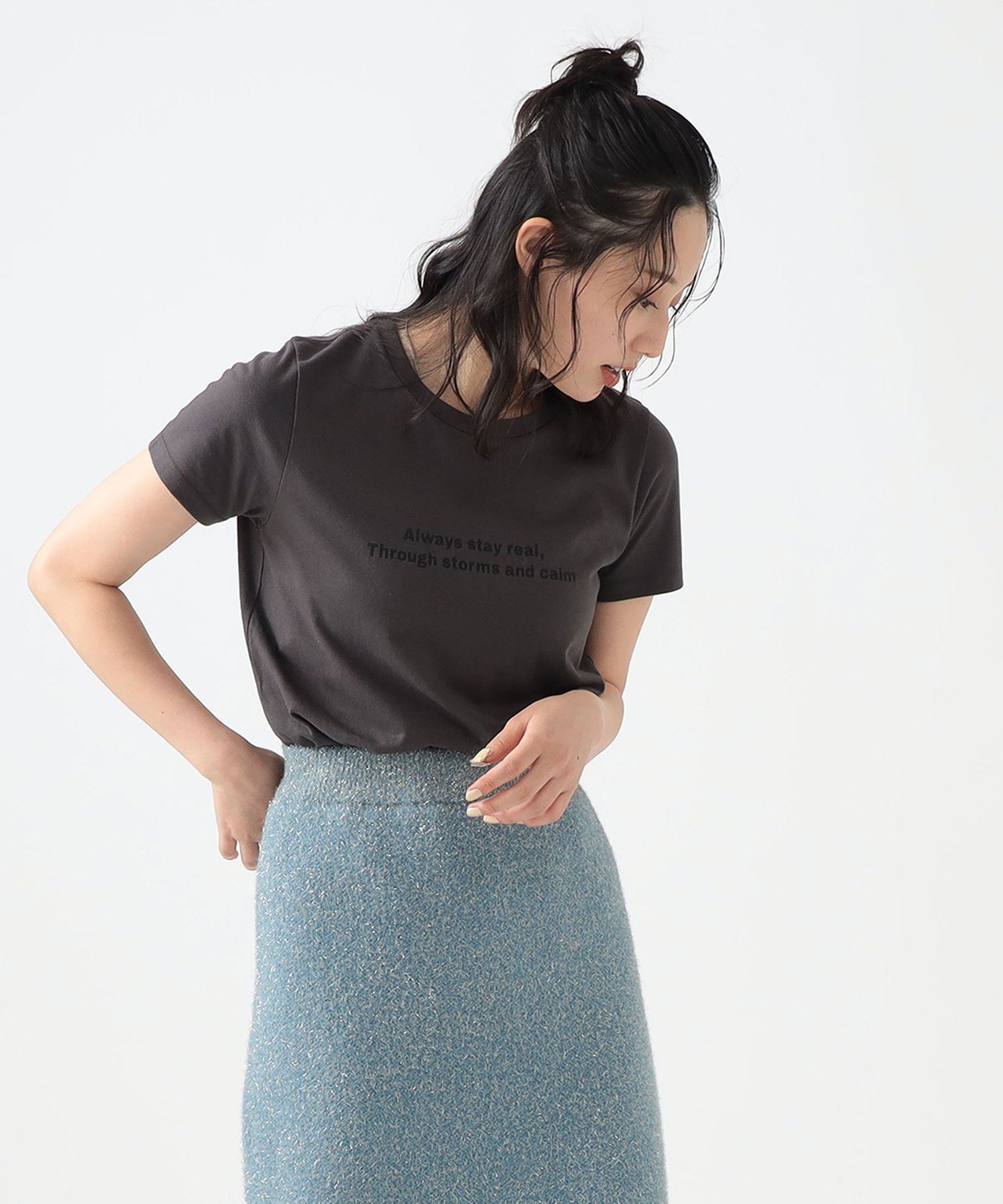 【ビーミングライフストアバイビームス/B:MING LIFE STORE by BEAMS】のロゴ プリント Tシャツ 25AW 秋まで使える インテリア・キッズ・メンズ・レディースファッション・服の通販 founy(ファニー) 　ファッション　Fashion　レディースファッション　Fashion for Women　トップス・カットソー　Cut & Sew Tops　シャツ・ブラウス・オフィスカジュアル　Elegant Blouses & Button-Ups　ロングTシャツ・Tシャツ　Longline T-Shirts & Tees　インナー　Innerwear　秋　Autumn　カットソー　Cut and Sewn Top　コンパクト　Compact, Small Size　シンプル　Simple, Minimal　ジャケット　Jacket, Outerwear　プリント　Print, Printed Pattern　再入荷　Restock / Back in Stock　おすすめ　Recommended / Our Picks　2025年　2025　2025-2026秋冬・A/W　Autumn/Winter 2025–26 AW25–26　INK_BLACK|ID: prp329100004790109 ipo3291000000034760482