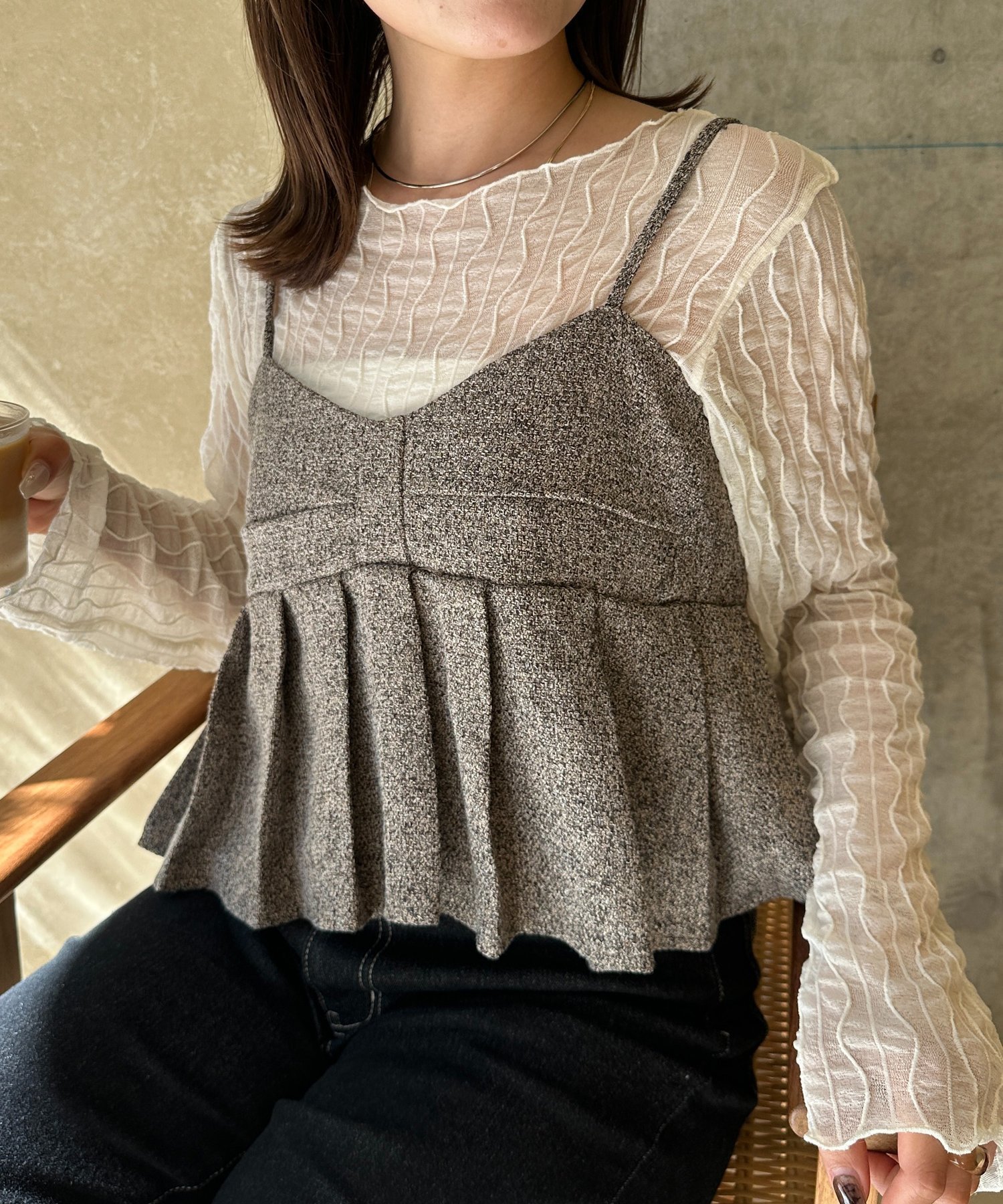 【ゼヴォン/Thevon】のツイードプリーツビスチェ インテリア・キッズ・メンズ・レディースファッション・服の通販 founy(ファニー) 　ファッション　Fashion　レディースファッション　Fashion for Women　トップス・カットソー　Cut & Sew Tops　ビスチェ　Bustiers & Corset Tops / Layered Bustier Style　カットソー　Cut and Sewn Top　シンプル　Simple, Minimal　ツイード　Twill, Twill Weave　トレンド　Trend, Trending Now　ビスチェ　Bustier, Corset Top　プリーツ　Pleats, Pleated　再入荷　Restock / Back in Stock　おすすめ　Recommended / Our Picks　エレガント 上品　Elegant　2025年　2025　2025-2026秋冬・A/W　Autumn/Winter 2025–26 AW25–26　ブラウン|ID: prp329100004790182 ipo3291000000034760752