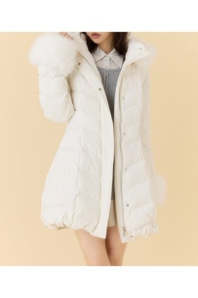 【リエンダ/rienda】の【神くびれダウン】Aラインダウンワンピコート 人気、トレンドファッション・服の通販 founy(ファニー) ファッション Fashion レディースファッション Fashion for Women アウター Coat / Outerwear Collection コート・ロングコート・ピーコート Long Coats, Peacoats & More センター Center, Center Line ダウン Down, Puffer ドローストリング Drawstring, Pull Cord バランス Balance, Style Balance フィット Fit, Slim Fit フェイクファー Faux Fur, Imitation Fur フェミニン Feminine, Girly ミドル Middle Length, Mid Height ロング Long, Long-Length 再入荷 Restock / Back in Stock |ID:prp329100004790251