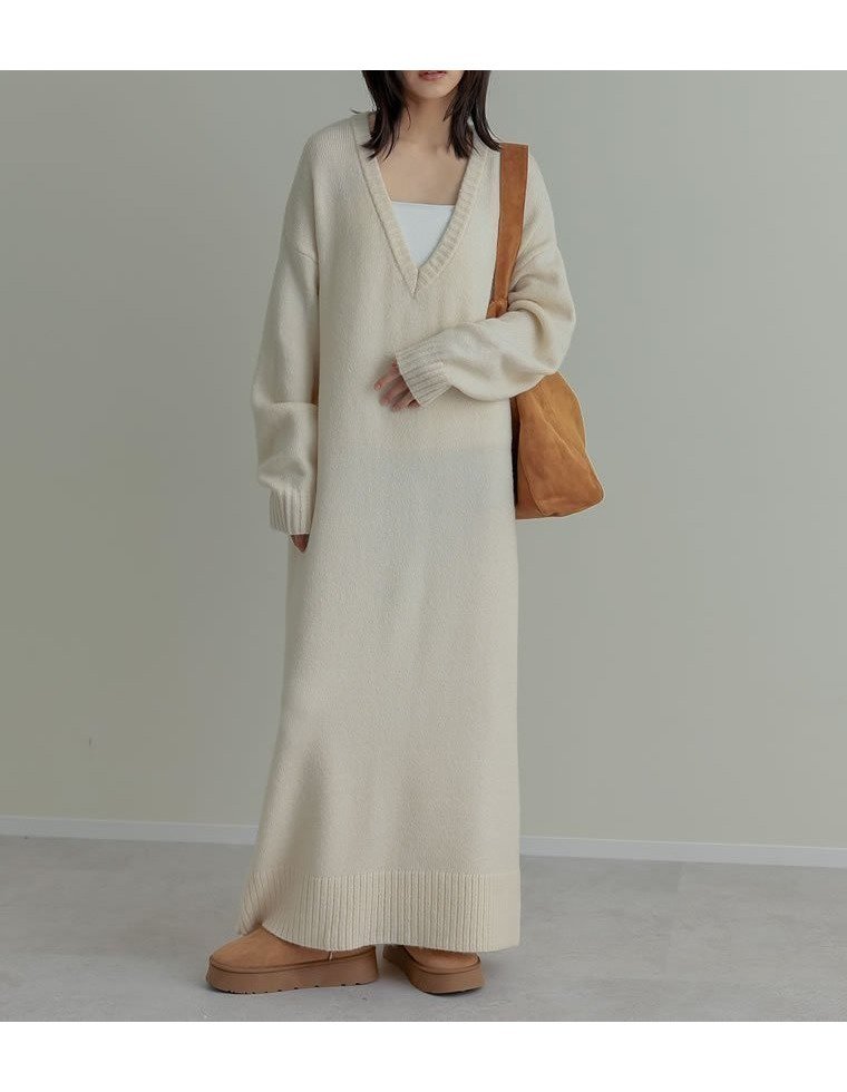 【リエディ/Re:EDIT】のVネックブークレニットワンピース インテリア・キッズ・メンズ・レディースファッション・服の通販 founy(ファニー) 　ファッション　Fashion　レディースファッション　Fashion for Women　ワンピース　Dresses　ニットワンピース　Knit Dresses　イヤリング　Earrings　インナー　Innerwear　エレガント 上品　Elegant　洗える　Machine Washable　コンパクト　Compact, Small Size　シンプル　Simple, Minimal　タートルネック　Turtleneck, High Neck　ネックレス　Necklace, Pendant Necklace　バランス　Balance, Style Balance　ロング　Long, Long-Length　おすすめ　Recommended / Our Picks　アイボリー|ID: prp329100004790268 ipo3291000000034761097