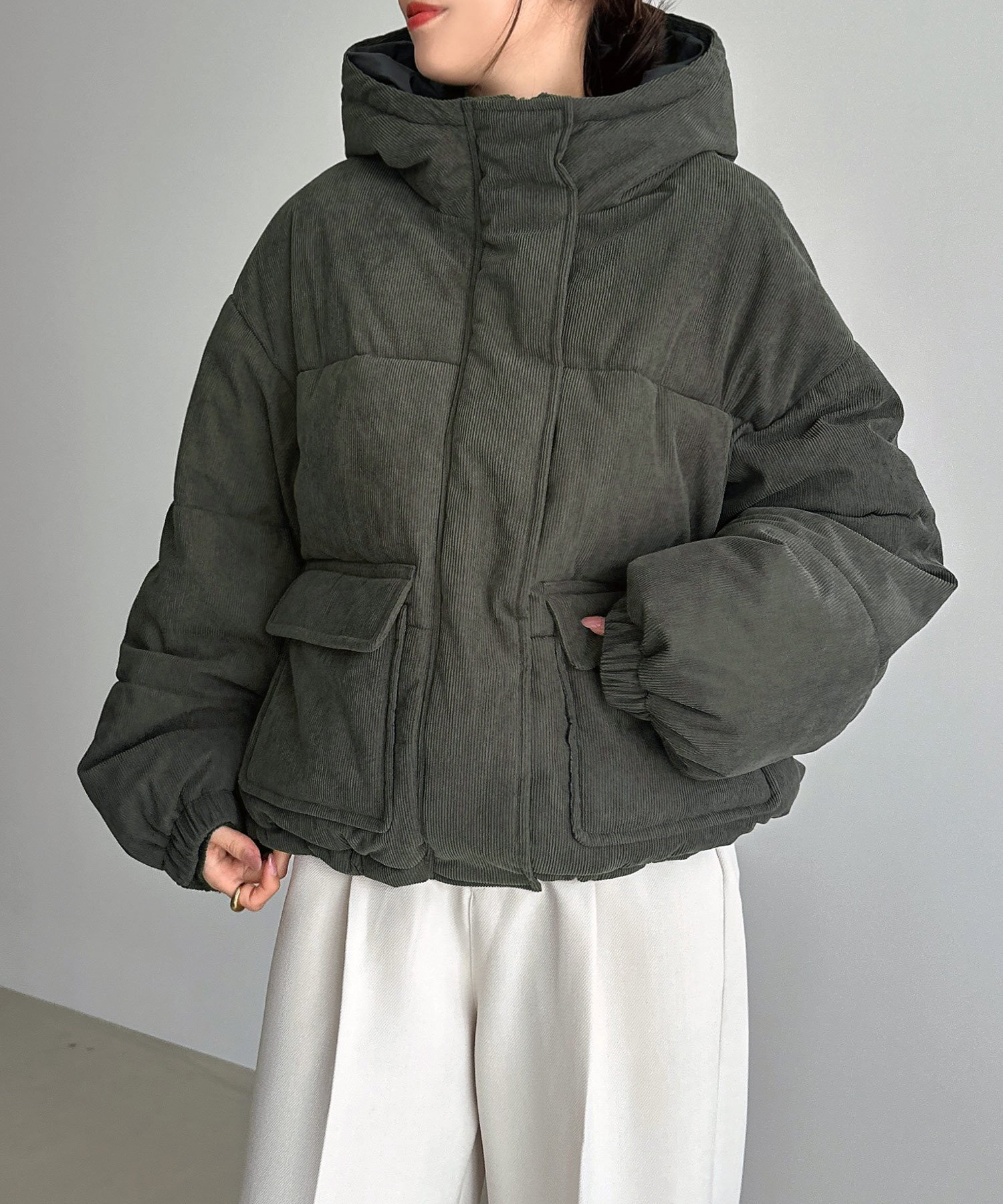 【アンドミー/andme】の細コーデュロイ 中綿 ダウン ジャケット 人気、トレンドファッション・服の通販 founy(ファニー) ファッション Fashion レディースファッション Fashion for Women アウター Coat / Outerwear Collection レディースジャケット・軽アウター Jackets コーデュロイ Corduroy, Cord Fabric ショート Short, Short Length ジャケット Jacket, Outerwear スタンド Stand Collar, Upright Stand ダウン Down, Puffer ダブル Double, Double-Breasted トレンド Trend, Trending Now ドローコード Drawcord, Drawstring Cord バランス Balance, Style Balance ブラウジング Blouson Silhouette, Cinched Waist ベーシック Basic, Essential ポケット Pocket, Pocket Detail 防寒 Cold Protection, Winter-Ready おすすめ Recommended / Our Picks エレガント 上品 Elegant other-1|ID: prp329100004790286 ipo3291000000034761169