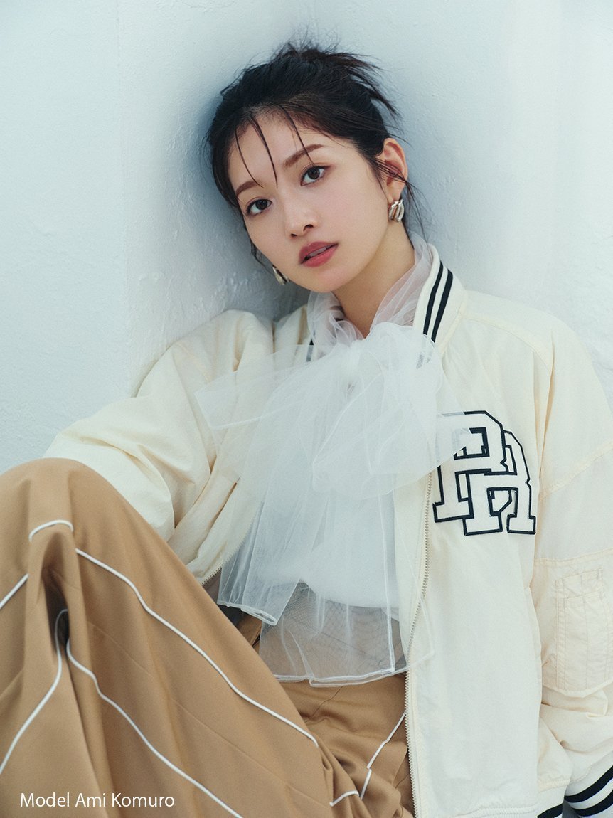 【スナイデル/SNIDEL】のニュアンスリボンニットプルオーバー インテリア・キッズ・メンズ・レディースファッション・服の通販 founy(ファニー) 　ファッション　Fashion　レディースファッション　Fashion for Women　トップス・カットソー　Cut & Sew Tops　ニット　Knit Tops & Sweaters　カジュアルプルオーバー・ニットトップス　Pullovers & Knit Tops / Casual Pullovers　ウェーブ　Wavy Pattern　ストレート　Straight, Straight Cut　スマート　Smart, Elegant　スリーブ　Sleeve, Long Sleeve / Short Sleeve　ドッキング　Docking, Mixed Material　長袖　Long Sleeve, Full Sleeve　フィット　Fit, Slim Fit　フロント　Front, Front Design　リブニット　Rib Knit, Ribbed Knit　リボン　Ribbon, Bow　おすすめ　Recommended / Our Picks　WHT[001]|ID: prp329100004790318 ipo3291000000035113821