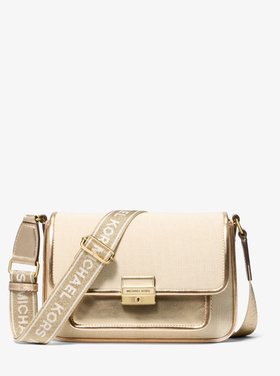 【マイケルコース/MICHAEL KORS】のBRADSHAW ポケット クロスボディ ミディアム マイケルコース 人気、トレンドファッション・服の通販 founy(ファニー) ファッション Fashion レディースファッション Fashion for Women コレクション Collection, Seasonal Line ショルダー Shoulder, Shoulder Strap ドロップ Drop Shoulder, Dropped Style ポケット Pocket, Pocket Detail ラグジュアリー Luxury, Elegant |ID:prp329100004790383