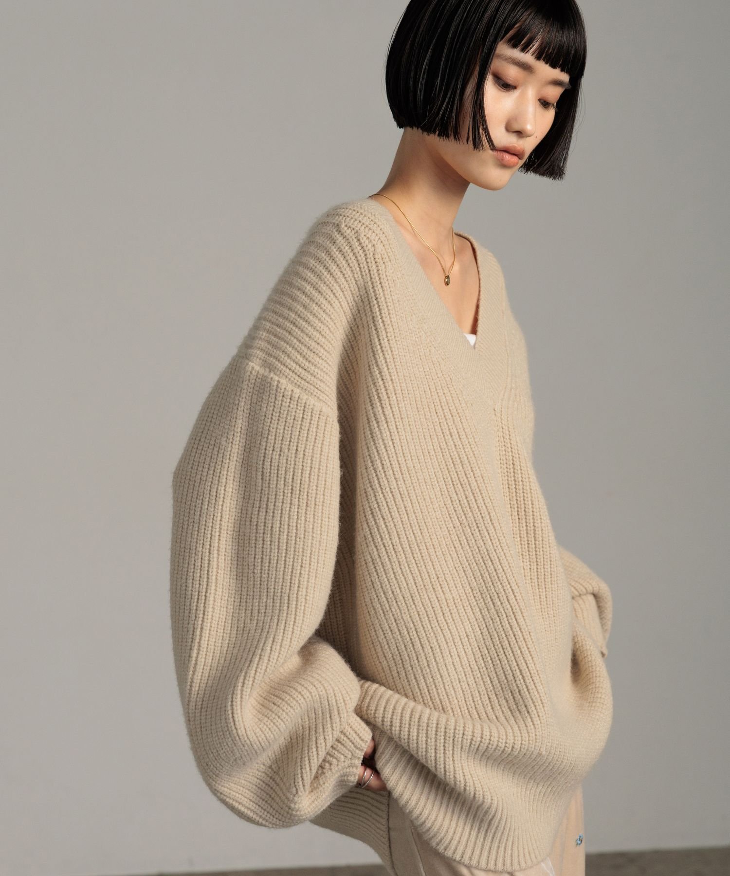 【ローリーズファーム/LOWRYS FARM】のアゼVチュニックニット インテリア・キッズ・メンズ・レディースファッション・服の通販 founy(ファニー) 　ファッション　Fashion　レディースファッション　Fashion for Women　トップス・カットソー　Cut & Sew Tops　ニット　Knit Tops & Sweaters　おすすめ　Recommended / Our Picks　キャミワンピース　Cami Dress, Slip Dress　チュニック　Tunic, Long Top　ボトム　Bottoms, Lower Wear　ワイド　Wide, Wide Fit　冬　Winter / This Winter　畦　Ribbed Knit　アイボリー08|ID: prp329100004790386 ipo3291000000034761598