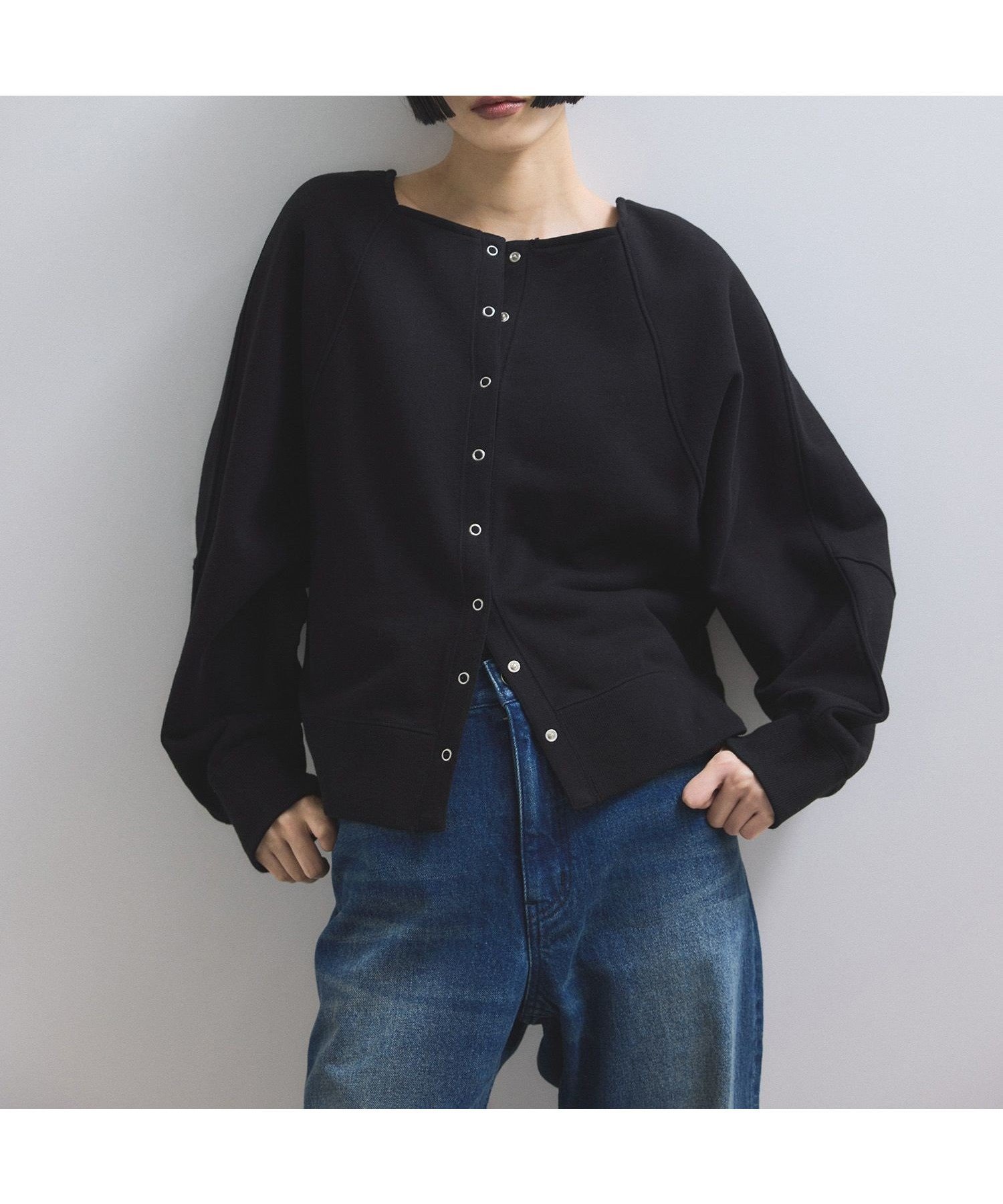 【アダム エ ロペ/ADAM ET ROPE'】の【WEB限定】2WAYスクエアネックスウェット 人気、トレンドファッション・服の通販 founy(ファニー) 　ファッション　Fashion　レディースファッション　Fashion for Women　トップス・カットソー　Cut & Sew Tops　レディースパーカー・カジュアルフーディー　Casual Hoodies & Sweatshirts　スウェット・クルーネックトップス　Sweatshirts & Crewnecks / Relaxed Fit Sweat Tops　カーディガン　Cardigan, Knitwear　コンパクト　Compact, Small Size　スクエア　Square, Square Shape　スラックス　Slacks, Dress Pants　デコルテ　Décolleté, Neckline　デニム　Denim, Jeans Material　ベーシック　Basic, Essential　ポケット　Pocket, Pocket Detail　羽織　Haori, Light Jacket　A/W・秋冬　Autumn/Winter　おすすめ　Recommended / Our Picks　2026年　2026　 other-1|ID: prp329100004790458 ipo3291000000034929494