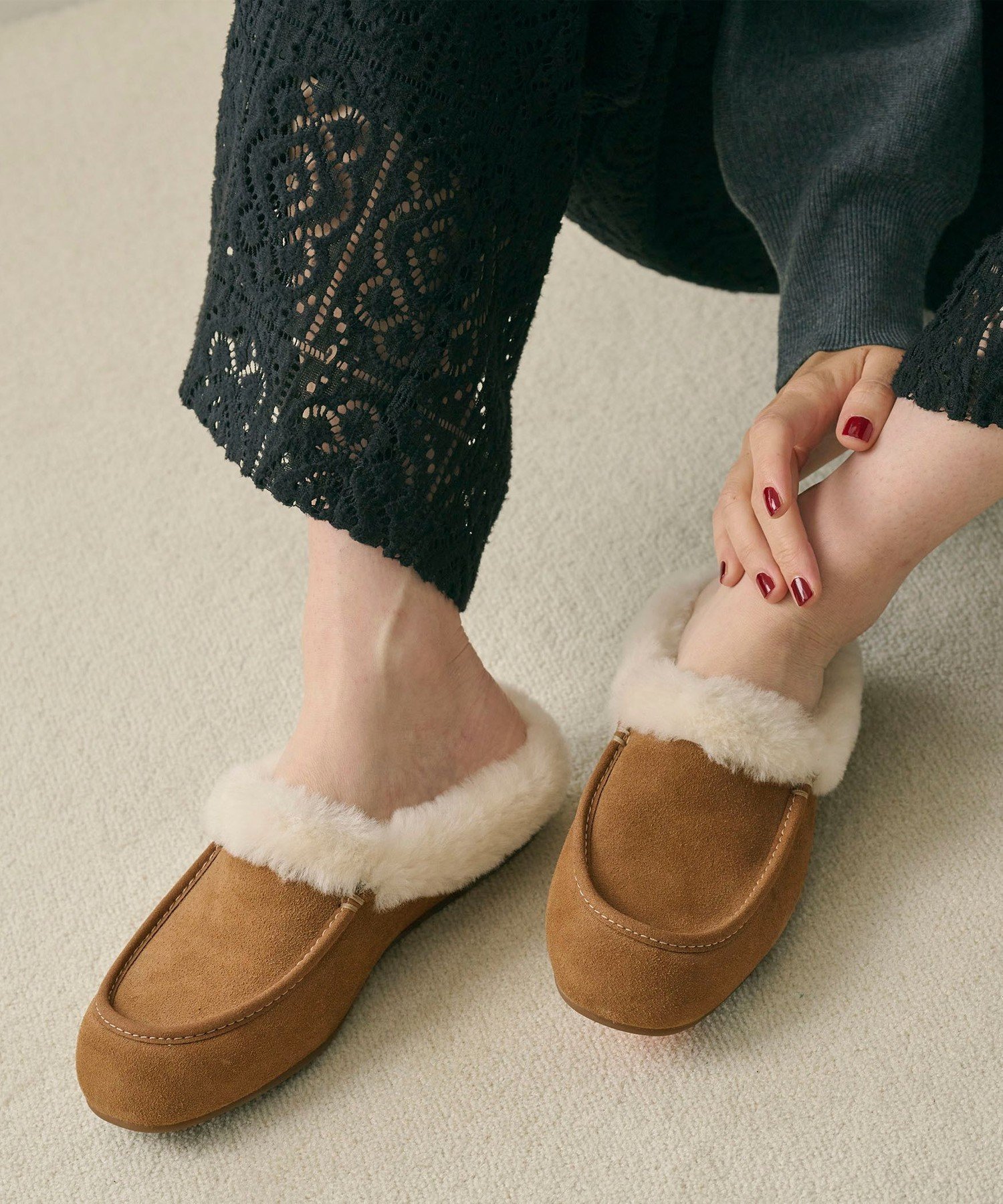 【ビューティ&ユース ユナイテッドアローズ/BEAUTY&YOUTH / UNITED ARROWS】の【国内EXCLUSIVE】 UGG アンスレー ミュール サンダル インテリア・キッズ・メンズ・レディースファッション・服の通販 founy(ファニー) ファッション Fashion レディースファッション Fashion for Women インソール Shoe Insole カリフォルニア California, Cali Style クラシック Classic, Timeless Style サンダル Sandals, Summer Shoes ソックス Socks, Hosiery なめらか Smooth, Silky Texture 人気 Popular, Best Seller フォルム Silhouette, Form ミュール Mule, Backless Shoes ライニング Inner Lining, Inner Fabric, Lined ラグジュアリー Luxury, Elegant A/W・秋冬 Autumn/Winter MD.BROWN|ID: prp329100004790474 ipo3291000000034762035