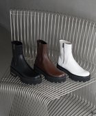 【チャールズ アンド キース/CHARLES & KEITH】のサイドジップ アンクルブーツ 人気、トレンドファッション・服の通販 founy(ファニー) ファッション Fashion レディースファッション Fashion for Women アンクル Ankle-Length Design サイドジップ Side Zip, Side Zipper シンプル Simple, Minimal ストレッチ Stretch, Stretchy Fabric フェイクレザー Faux Leather, PU Leather フェミニン Feminine, Girly フラット Flat, Flat Shoes 厚底 Platform Shoes thumbnail Black|ID: prp329100004790503 ipo3291000000034878992