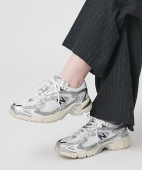 【ビューティ&ユース ユナイテッドアローズ/BEAUTY&YOUTH / UNITED ARROWS】のNew Balance ML725/スニーカー 人気、トレンドファッション・服の通販 founy(ファニー) ファッション Fashion レディースファッション Fashion for Women シューズ Shoes, Footwear シルバー Silver, Metallic Silver スタイリッシュ Stylish, Fashionable スニーカー Sneakers, Trainers 人気 Popular, Best Seller ハーフ Half, Half-Length バランス Balance, Style Balance フィット Fit, Slim Fit ボトム Bottoms, Lower Wear メタリック Metallic, Shiny Finish メッシュ Mesh, Net Fabric ランニング Running, Running Wear, Activewear, Jogging ワイド Wide, Wide Fit |ID:prp329100004790505