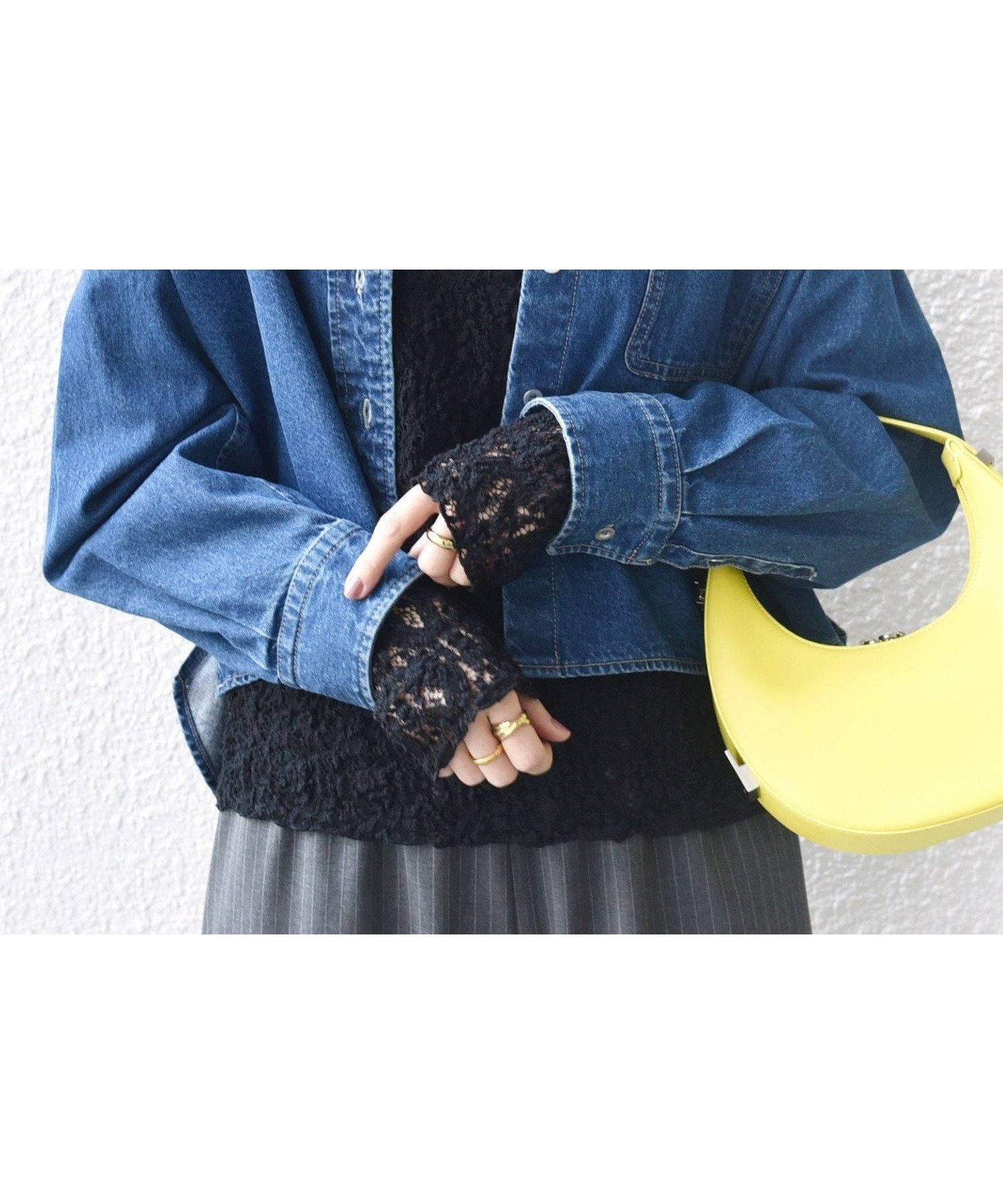 【シップス フォー ウィメン/SHIPS】の手洗い可能 ラッセル レース クルーネック カットソー インテリア・キッズ・メンズ・レディースファッション・服の通販 founy(ファニー) 　ファッション　Fashion　レディースファッション　Fashion for Women　トップス・カットソー　Cut & Sew Tops　カットソー・ベーシックTシャツ　Cut-and-Sewn Tops / Stretch Tees & Basics　インナー　Innerwear　カットソー　Cut and Sewn Top　ジャケット　Jacket, Outerwear　ストレッチ　Stretch, Stretchy Fabric　ポケット　Pocket, Pocket Detail　ラッセル　Raschel, Raschel Lace　レース　Lace, Lace Fabric　ロング　Long, Long-Length　おすすめ　Recommended / Our Picks　セレモニー　Ceremony　入学式　Entrance Ceremony　卒業式　Graduation Ceremony　ブラック|ID: prp329100004790516 ipo3291000000034762194