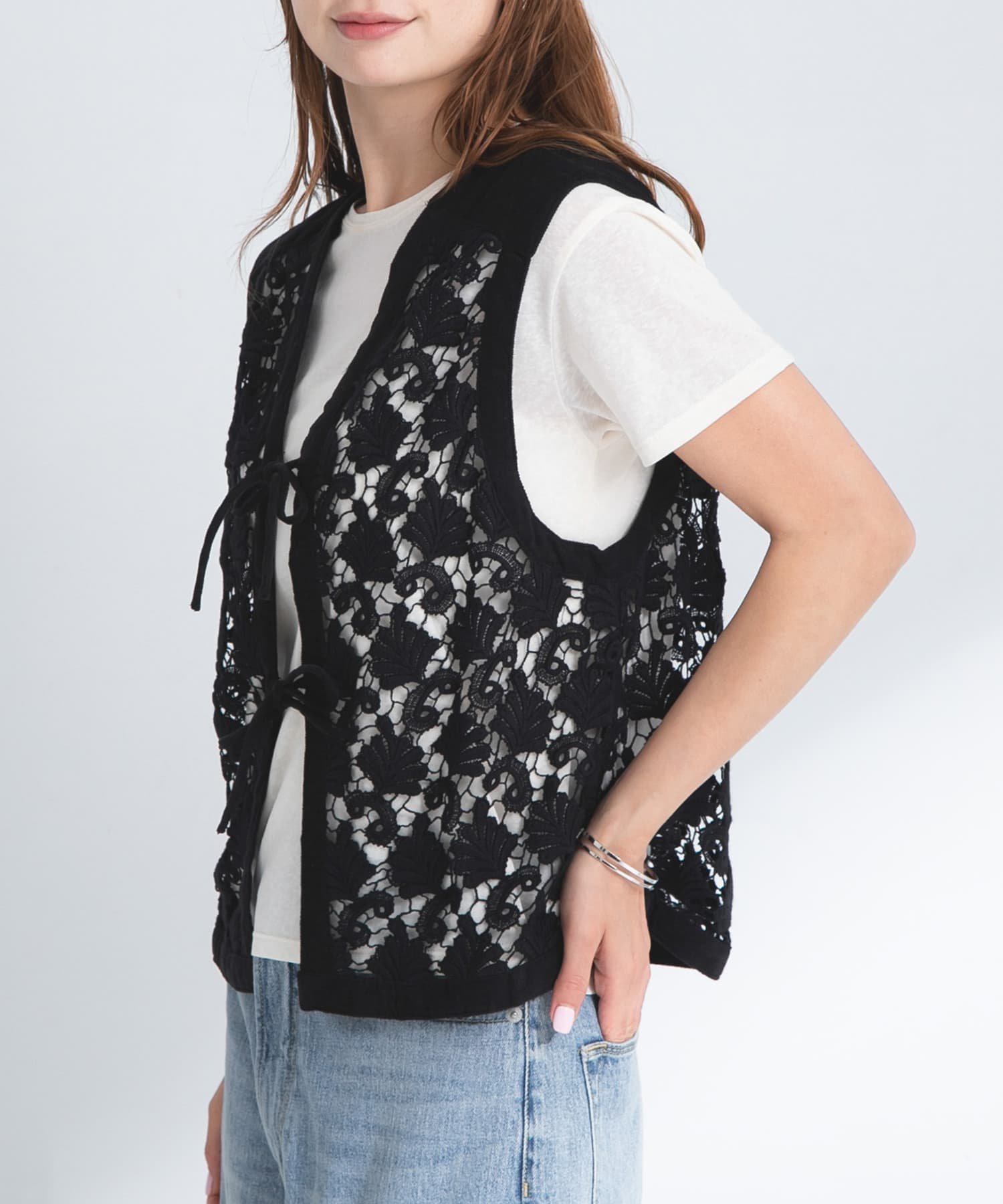 【サニーレーベル/Sonny Label / URBAN RESEARCH】のボタニカルモチーフレースベスト インテリア・キッズ・メンズ・レディースファッション・服の通販 founy(ファニー) 　ファッション　Fashion　レディースファッション　Fashion for Women　アウター　Coat / Outerwear Collection　トップス・カットソー　Cut & Sew Tops　ベスト&ジレ / 重ね着スタイル　Vests & Gilets　2025年　2025　2025春夏・S/S　Spring/Summer 2025 SS25　おすすめ　Recommended / Our Picks　インド　Indian Textile　インナー　Innerwear　キャミソール　Camisole, Spaghetti Strap Top　シンプル　Simple, Minimal　トレンド　Trend, Trending Now　ベスト　Vest, Waistcoat　レース　Lace, Lace Fabric　ロング　Long, Long-Length　夏　Summer　S/S・春夏　SS, Spring/Summer, Warm Season　ブラック|ID: prp329100004790542 ipo3291000000034762287