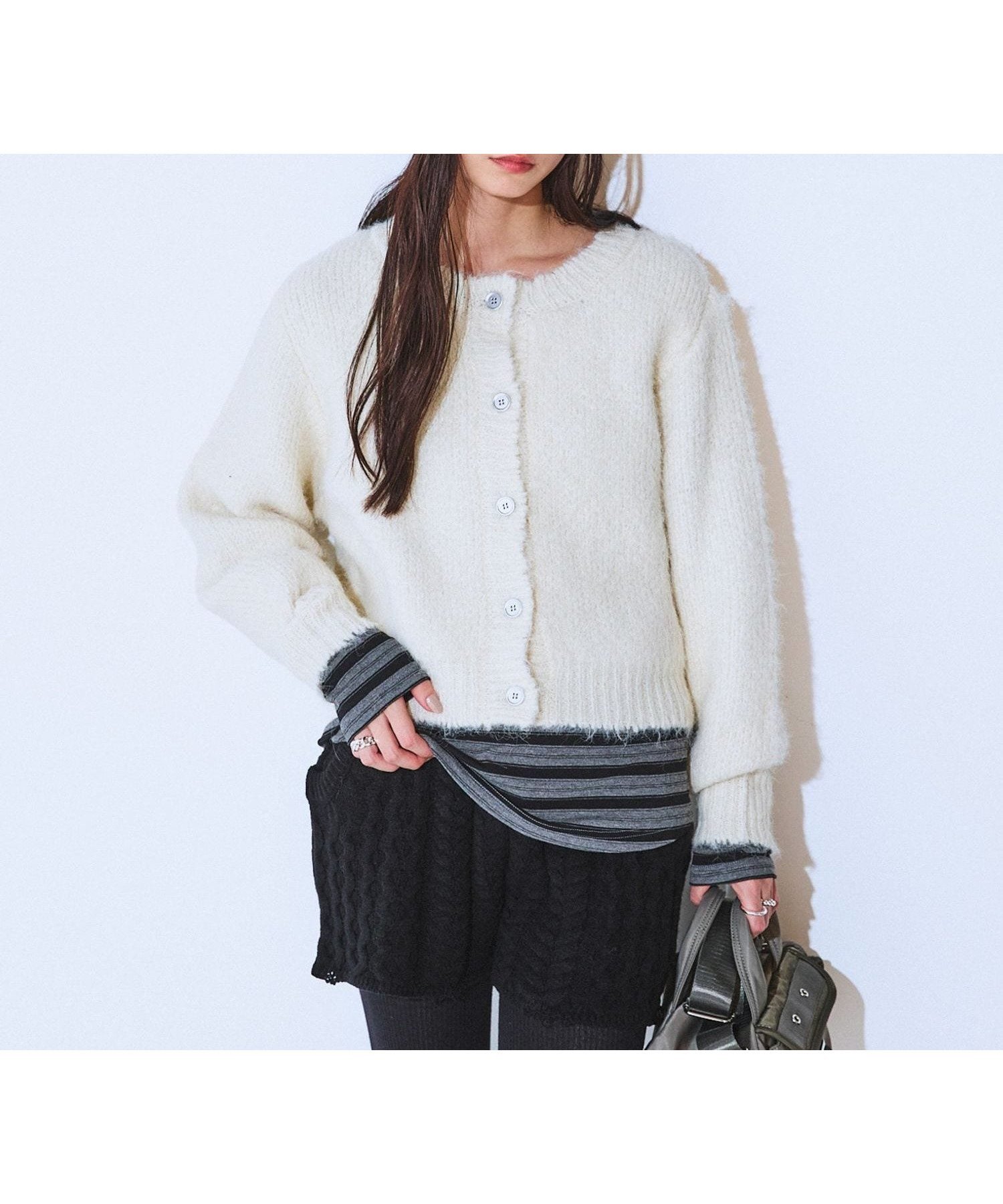 【ジーナシス/JEANASiS】の3Gリッチシャギーショートクルーカーディガン インテリア・キッズ・メンズ・レディースファッション・服の通販 founy(ファニー) 　ファッション　Fashion　レディースファッション　Fashion for Women　トップス・カットソー　Cut & Sew Tops　カーディガン・羽織り　Layered Style Cardigans　コンパクト　Compact, Small Size　今季　This Season, Current Season　サテン　Satin, Glossy Fabric　デニム　Denim, Jeans Material　トレンド　Trend, Trending Now　フラット　Flat, Flat Shoes　冬　Winter / This Winter　おすすめ　Recommended / Our Picks　オフホワイト|ID: prp329100004790569 ipo3291000000034762399