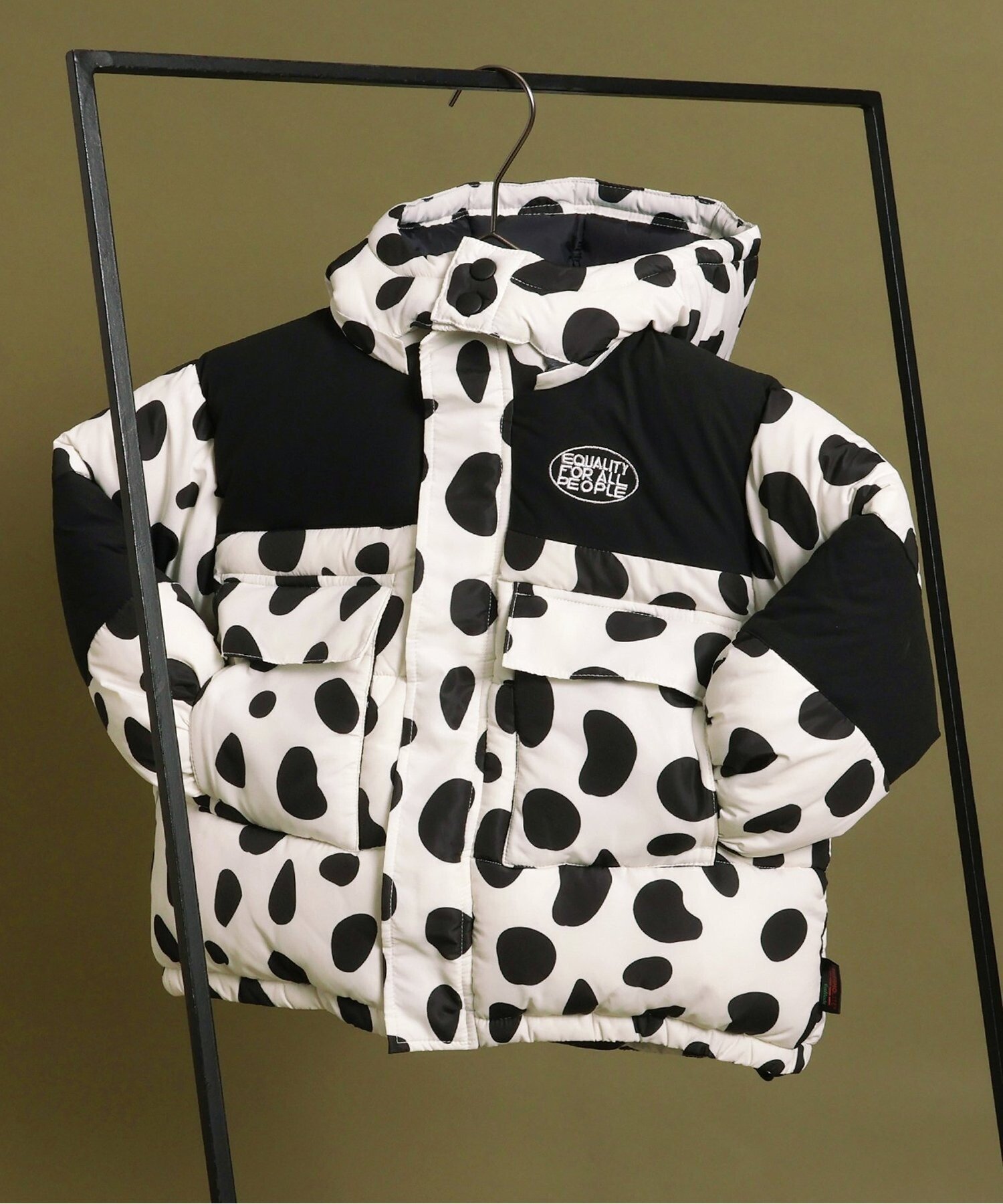 【エフオー オンラインストア/F.O.Online Store / KIDS】の【いつでもあったか機能綿】エバーウォームジャケット インテリア・キッズ・メンズ・レディースファッション・服の通販 founy(ファニー) ファッション Fashion キッズファッション Fashion for Kids アウター Coat Outerwear /Kids アウトドア Outdoor Clothing ジャケット Jacket, Outerwear スポーツ Sports, Activewear フロント Front, Front Design ポケット Pocket, Pocket Detail ワンポイント One Point, Statement Accent 冬 Winter / This Winter 防寒 Cold Protection, Winter-Ready オフホワイト|ID: prp329100004790638 ipo3291000000034762729