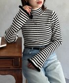 【ゼヴォン/Thevon】の袖フリルフレアスリーブハイネックニット 人気、トレンドファッション・服の通販 founy(ファニー) ファッション Fashion レディースファッション Fashion for Women トップス・カットソー Cut & Sew Tops ニット Knit Tops & Sweaters 秋 Autumn ショート Short, Short Length スリーブ Sleeve, Long Sleeve / Short Sleeve ダウン Down, Puffer デニム Denim, Jeans Material ネックレス Necklace, Pendant Necklace ハイネック High Neck, Mock Neck バランス Balance, Style Balance フリル Frill, Ruffle フレア Flare, Flared マーメイド Mermaid, Fishtail Silhouette 冬 Winter / This Winter 再入荷 Restock / Back in Stock おすすめ Recommended / Our Picks エレガント 上品 Elegant 2025年 2025 2025-2026秋冬・A/W Autumn/Winter 2025–26 AW25–26 thumbnail アイボリー|ID: prp329100004790653 ipo3291000000034762796