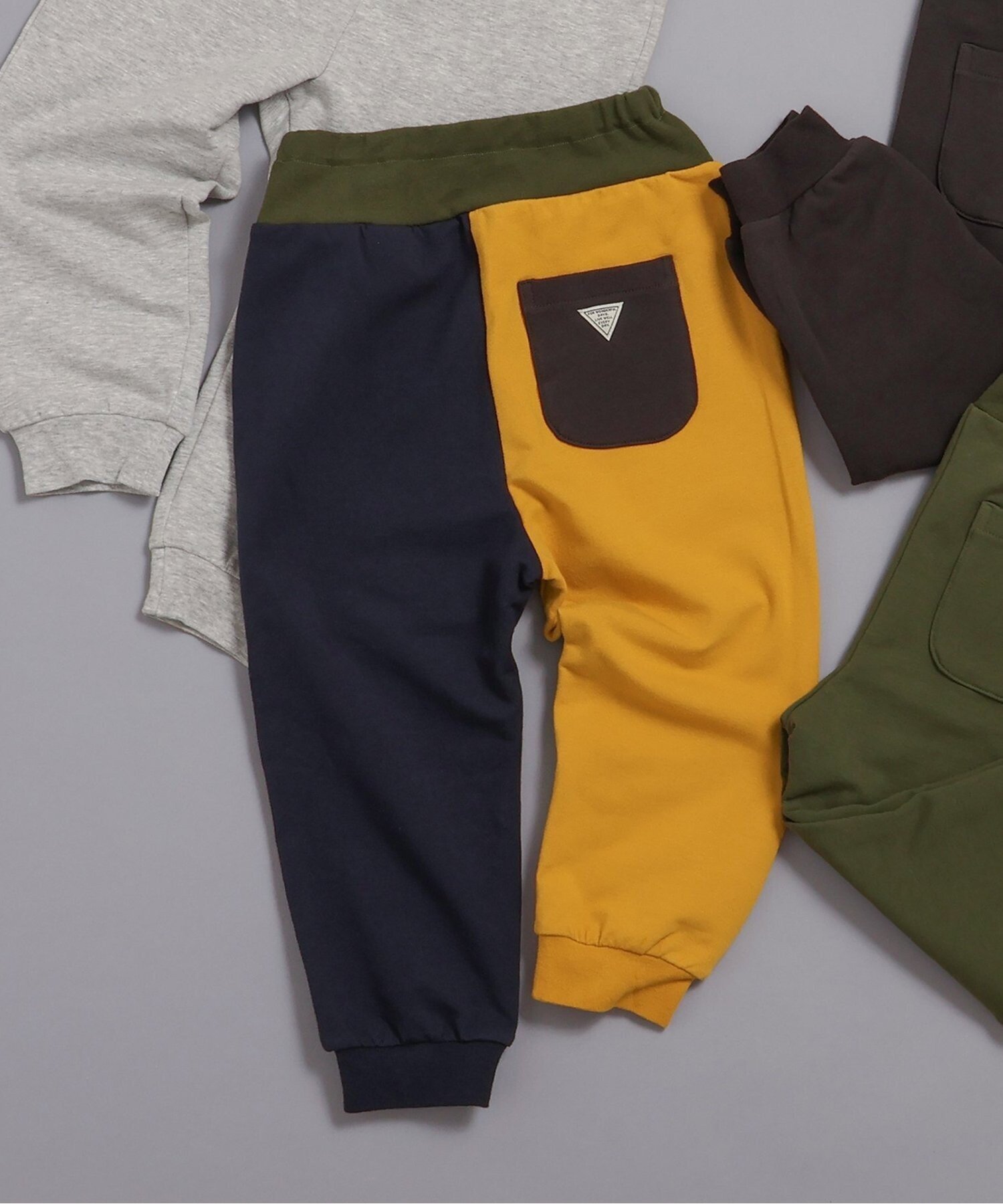 【エフオー オンラインストア/F.O.Online Store / KIDS】の【ゆったり】DAISUKI サルエルパンツ 9分丈 インテリア・キッズ・メンズ・レディースファッション・服の通販 founy(ファニー) ファッション Fashion キッズファッション Fashion for Kids ボトムス Bottoms 2025年 2025 2025-2026秋冬・A/W Autumn/Winter 2025–26 AW25–26 スニーカー Sneakers, Trainers 人気 Popular, Best Seller 今季 This Season, Current Season 定番 Standard, Basic Item A/W・秋冬 Autumn/Winter マルチカラー1|ID: prp329100004790658 ipo3291000000034762820