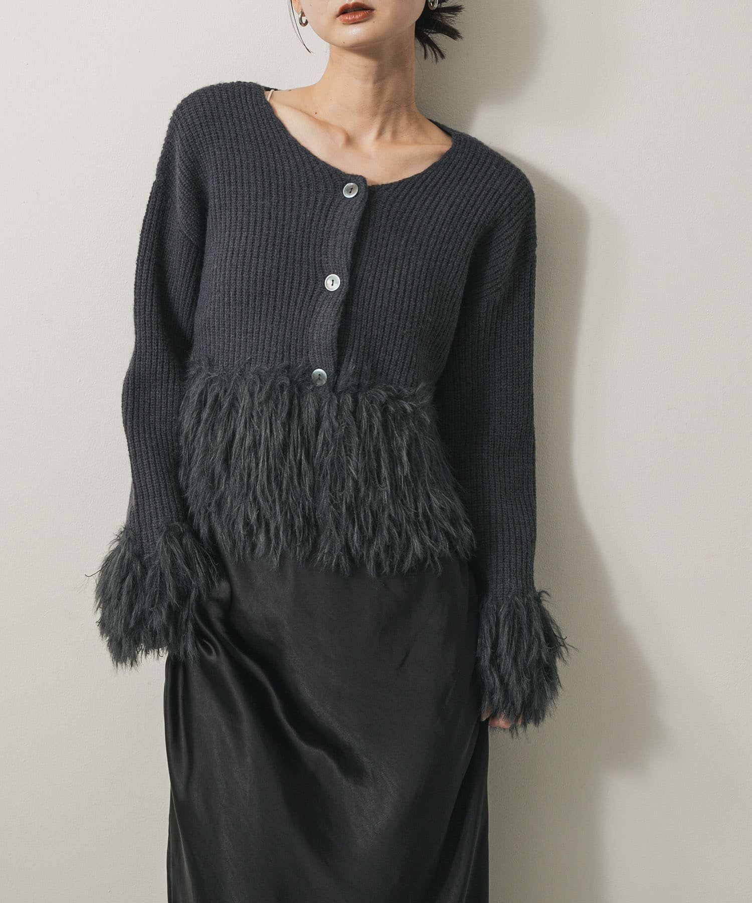 【センスオブプレイス/SENSE OF PLACE by URBAN RESEARCH】のフェザーフリンジセーター 人気、トレンドファッション・服の通販 founy(ファニー) ファッション Fashion レディースファッション Fashion for Women 2025年 2025 2025-2026秋冬・A/W Autumn/Winter 2025–26 AW25–26 冬 Winter / This Winter カーディガン Cardigan, Knitwear トレンド Trend, Trending Now ドッキング Docking, Mixed Material フェザー Feather, Feather Detail フリンジ Fringe, Tassel A/W・秋冬 Autumn/Winter other-1|ID: prp329100004790687 ipo3291000000034917794