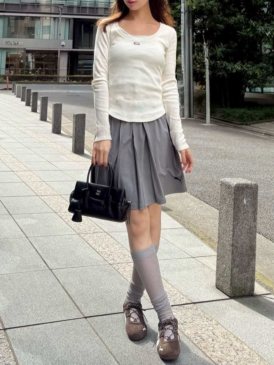 【スナイデル/SNIDEL】の【SNIDEL×PUMA】レイヤードカットソー インテリア・キッズ・メンズ・レディースファッション・服の通販 founy(ファニー) 　ファッション　Fashion　レディースファッション　Fashion for Women　トップス・カットソー　Cut & Sew Tops　カットソー・ベーシックTシャツ　Cut-and-Sewn Tops / Stretch Tees & Basics　インナー　Innerwear　ウェーブ　Wavy Pattern　カットソー　Cut and Sewn Top　コレクション　Collection, Seasonal Line　ストレッチ　Stretch, Stretchy Fabric　ストレート　Straight, Straight Cut　スペシャル　Special, Limited Edition　スポーツ　Sports, Activewear　スポーティ　Sporty, Casual Athletic　スマート　Smart, Elegant　デコルテ　Décolleté, Neckline　フィット　Fit, Slim Fit　フロント　Front, Front Design　ヨガ　Yoga, Yoga Wear　ラップ　Wrap, Wrap Design　ワーク　Workwear, Utility Style　おすすめ　Recommended / Our Picks　WHT[001]|ID: prp329100004790695 ipo3291000000035217621