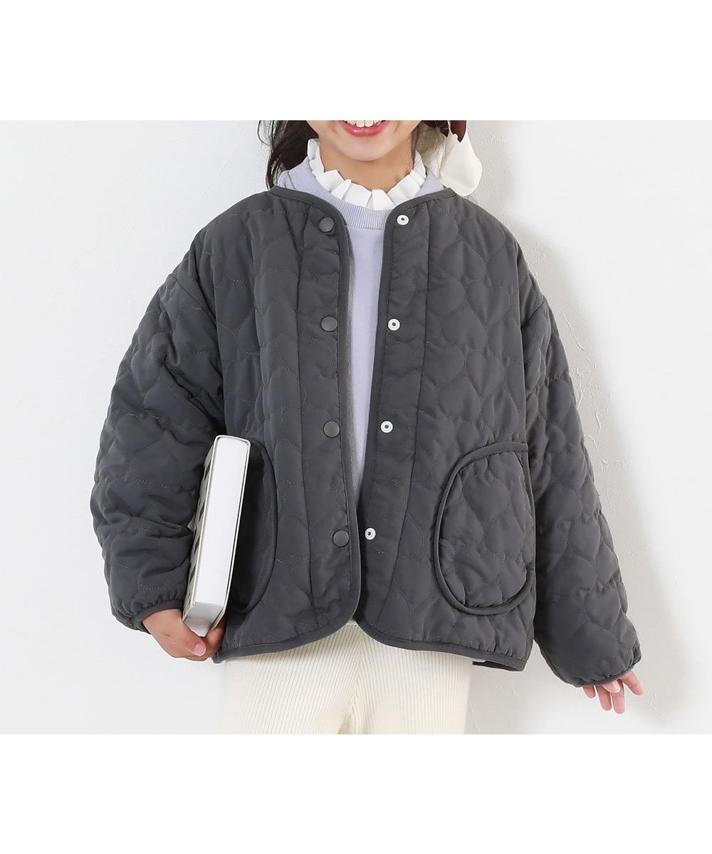 【デビロック/devirock / KIDS】の洗える ハートキルティング 裏あったかボアジャケット ダウンジャケット コート 25AW インテリア・キッズ・メンズ・レディースファッション・服の通販 founy(ファニー) 　ファッション　Fashion　キッズファッション　Fashion for Kids　洗える　Machine Washable　キルティング　Quilted, Quilting　キルト　Quilt, Quilted Fabric　ジャケット　Jacket, Outerwear　ダウン　Down, Puffer　トレンド　Trend, Trending Now　ピーチ　Peach, Soft Touch　A/W・秋冬　Autumn/Winter　2025年　2025　2025-2026秋冬・A/W　Autumn/Winter 2025–26 AW25–26　チャコール|ID: prp329100004790722 ipo3291000000034763123