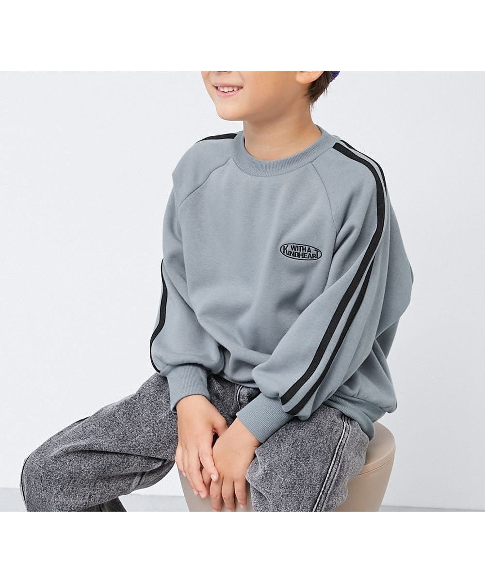 【デビロック/devirock / KIDS】のRICH WARM 裏シャギー ライン トレーナー トレーナー トップス 25AW インテリア・キッズ・メンズ・レディースファッション・服の通販 founy(ファニー) 　ファッション　Fashion　キッズファッション　Fashion for Kids　トップス・カットソー　Cut & Sew Tops　カーゴパンツ　Cargo Pants, Utility Pants　スポーティ　Sporty, Casual Athletic　トレンド　Trend, Trending Now　トレーナー　Sweatshirt, Trainer　なめらか　Smooth, Silky Texture　ブランケット　Blanket, Throw Blanket　冬　Winter / This Winter　おすすめ　Recommended / Our Picks　2025年　2025　2025-2026秋冬・A/W　Autumn/Winter 2025–26 AW25–26　くすみブルー|ID: prp329100004790761 ipo3291000000034763289