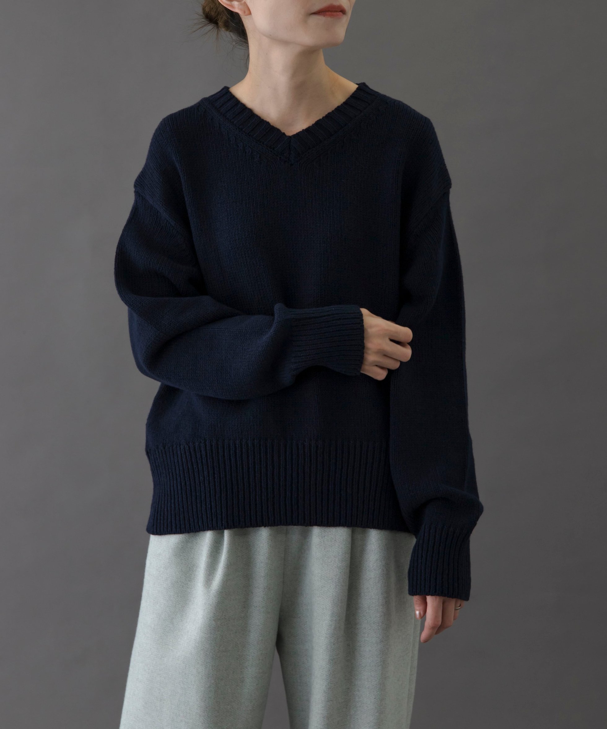 【アーバンリサーチ ドアーズ/URBAN RESEARCH DOORS】のFORK SPOON Vネックニット インテリア・キッズ・メンズ・レディースファッション・服の通販 founy(ファニー) ファッション Fashion レディースファッション Fashion for Women トップス・カットソー Cut & Sew Tops ニット Knit Tops & Sweaters Vネックトップス V-Neck Tops / V-Cut Neckline Shirts 2025年 2025 2025-2026秋冬・A/W Autumn/Winter 2025–26 AW25–26 冬 Winter / This Winter ベーシック Basic, Essential A/W・秋冬 Autumn/Winter NAVY|ID: prp329100004790938 ipo3291000000034764051