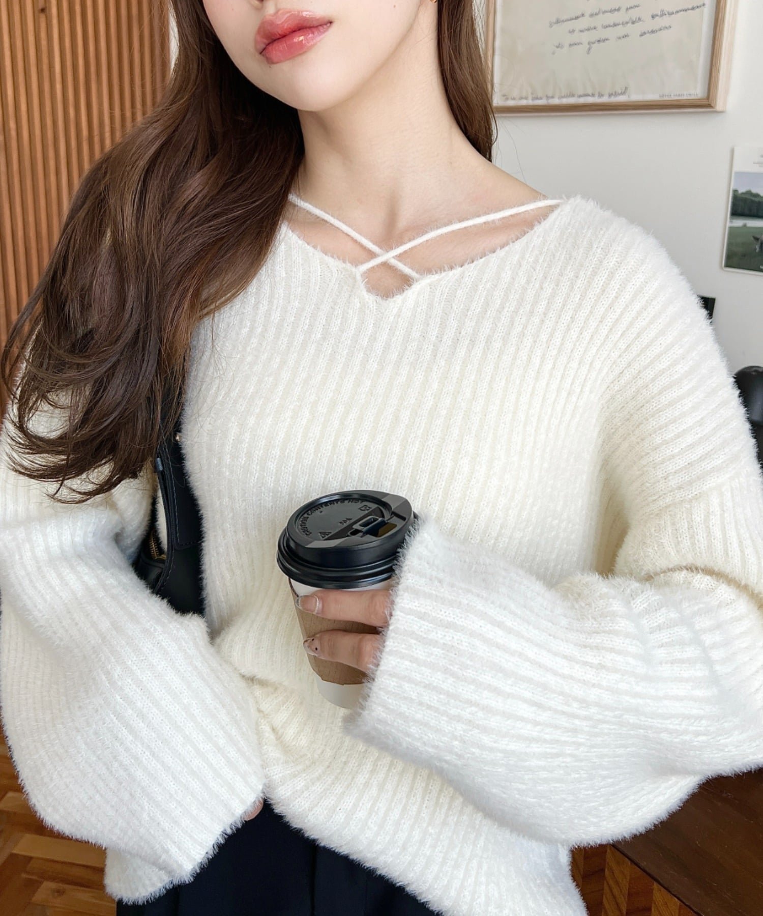 【モーメントプラス/moment+ / MEN】のクロスネックシャギーニットプルオーバー インテリア・キッズ・メンズ・レディースファッション・服の通販 founy(ファニー) 　ファッション　Fashion　メンズファッション　Fashion for Men　トップス・カットソー　Cut & Sew Tops　ニット・セーター / 定番トップス　Knit Tops & Sweaters　今季　This Season, Current Season　シンプル　Simple, Minimal　タートルネック　Turtleneck, High Neck　デコルテ　Décolleté, Neckline　トレンド　Trend, Trending Now　バランス　Balance, Style Balance　リブニット　Rib Knit, Ribbed Knit　再入荷　Restock / Back in Stock　おすすめ　Recommended / Our Picks　エレガント 上品　Elegant　アイボリー|ID: prp329100004790951 ipo3291000000034764094