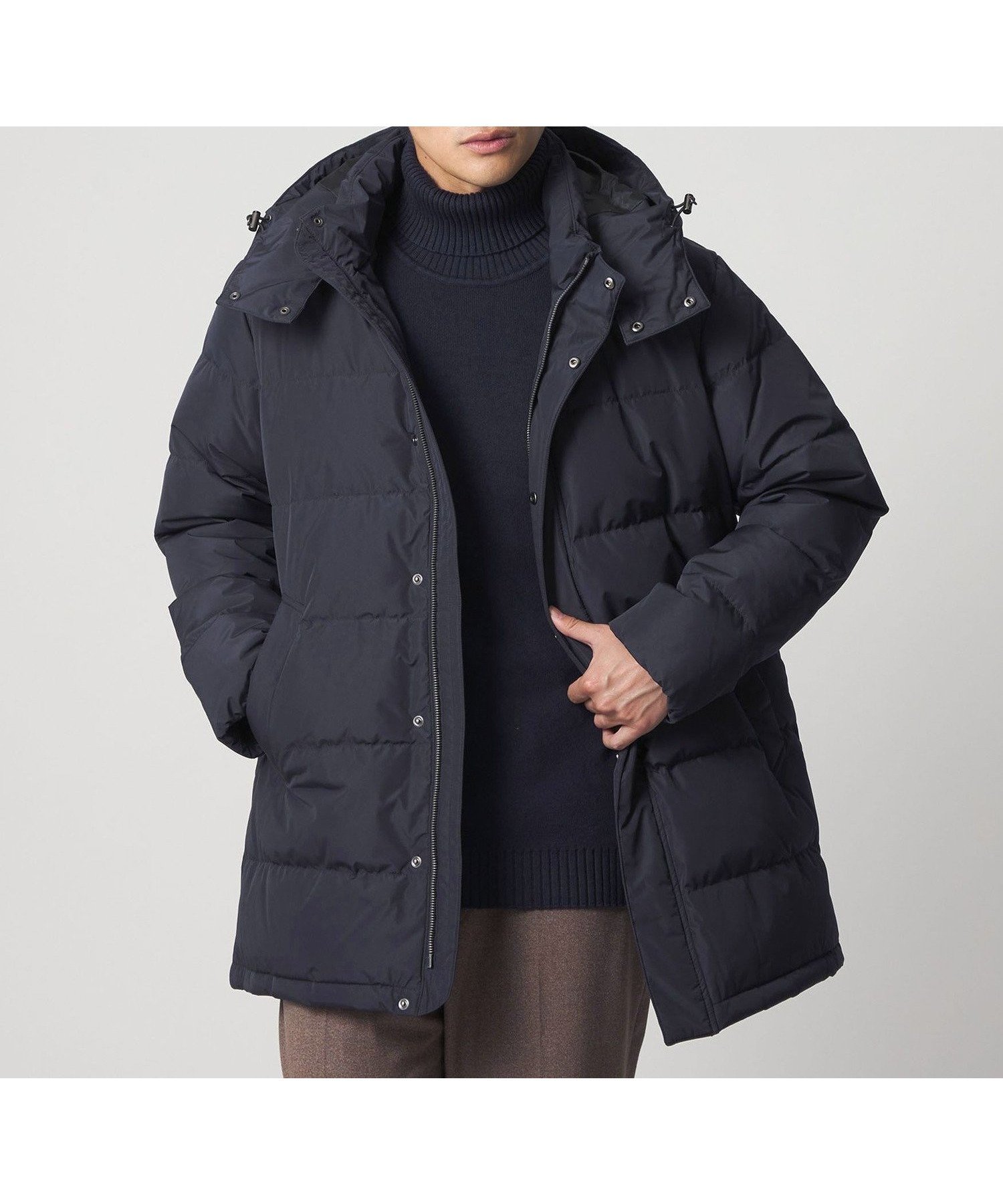 【ユナイテッドアローズ/UNITED ARROWS / MEN】のフーデッド ミドル ダウンブルゾン-撥水・防風- A DAY IN THE LIFE インテリア・キッズ・メンズ・レディースファッション・服の通販 founy(ファニー) 　ファッション　Fashion　メンズファッション　Fashion for Men　軽量　Lightweight, Ultra Light　ジャケット　Jacket, Outerwear　タフタ　Taffeta, Structured Fabric　ダウン　Down, Puffer　トレンド　Trend, Trending Now　定番　Standard, Basic Item　バランス　Balance, Style Balance　フェザー　Feather, Feather Detail　ブルゾン　Blouson, Bomber Jacket　ベーシック　Basic, Essential　ミドル　Middle Length, Mid Height　冬　Winter / This Winter　アウトレット　Outlet / Clearance　ビジネス 仕事 通勤　Business / Work / Commuting　NAVY|ID: prp329100004791036 ipo3291000000034868142