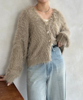 【ゼヴォン/Thevon】のニュアンスボタンボリュームシャギーカーディガン 人気、トレンドファッション・服の通販 founy(ファニー) ファッション Fashion レディースファッション Fashion for Women トップス・カットソー Cut & Sew Tops カーディガン・羽織り Layered Style Cardigans インナーキャミ Inner Camisole カーディガン Cardigan, Knitwear トレンド Trend, Trending Now ハイネック High Neck, Mock Neck A/W・秋冬 Autumn/Winter 再入荷 Restock / Back in Stock おすすめ Recommended / Our Picks エレガント 上品 Elegant 2025年 2025 2025-2026秋冬・A/W Autumn/Winter 2025–26 AW25–26 |ID:prp329100004791154