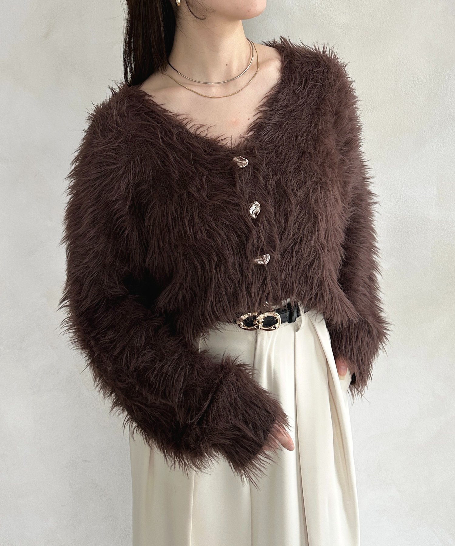 【ゼヴォン/Thevon】のニュアンスボタンボリュームシャギーカーディガン インテリア・キッズ・メンズ・レディースファッション・服の通販 founy(ファニー) 　ファッション　Fashion　レディースファッション　Fashion for Women　トップス・カットソー　Cut & Sew Tops　カーディガン・羽織り　Layered Style Cardigans　インナーキャミ　Inner Camisole　カーディガン　Cardigan, Knitwear　トレンド　Trend, Trending Now　ハイネック　High Neck, Mock Neck　A/W・秋冬　Autumn/Winter　再入荷　Restock / Back in Stock　おすすめ　Recommended / Our Picks　エレガント 上品　Elegant　2025年　2025　2025-2026秋冬・A/W　Autumn/Winter 2025–26 AW25–26　ブラウン|ID: prp329100004791154 ipo3291000000034764926