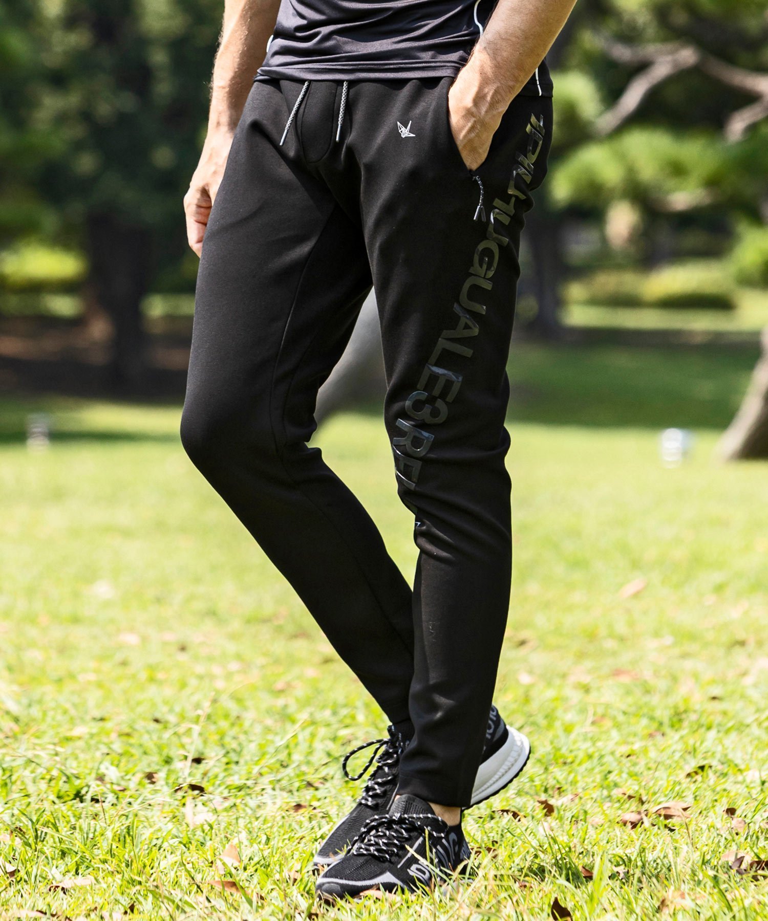 【シフォン/SHIFFON / MEN】の1PIU1UGUALE3 RELAX トレーニングパンツ インテリア・キッズ・メンズ・レディースファッション・服の通販 founy(ファニー) ファッション Fashion メンズファッション Fashion for Men ボトムス Bottoms スタイリッシュ Stylish, Fashionable テーパード Tapered, Tapered Pants パターン Pattern, Design Print パーカー Hoodie, Parka ランニング Running, Running Wear, Activewear, Jogging リラックス Relax, Relaxed Fit ワーク Workwear, Utility Style black|ID: prp329100004791178 ipo3291000000034765010