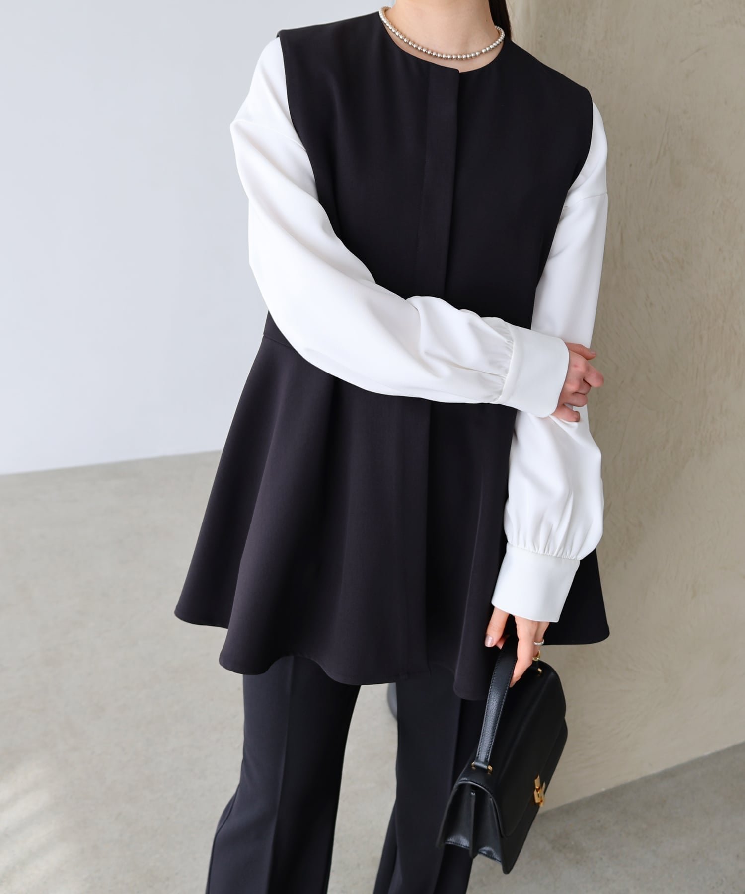 【アンドミー/andme】のペプラム ベスト evernavy エバーネイビー 人気、トレンドファッション・服の通販 founy(ファニー) ファッション Fashion レディースファッション Fashion for Women アウター Coat / Outerwear Collection トップス・カットソー Cut & Sew Tops ベスト&ジレ / 重ね着スタイル Vests & Gilets オケージョン Occasion Wear カットソー Cut and Sewn Top シンプル Simple, Minimal デニム Denim, Jeans Material ノースリーブ Sleeveless, No-Sleeve ベスト Vest, Waistcoat ペプラム Peplum, Flared Hem おすすめ Recommended / Our Picks 夏 Summer other-1|ID: prp329100004791273 ipo3291000000034765363