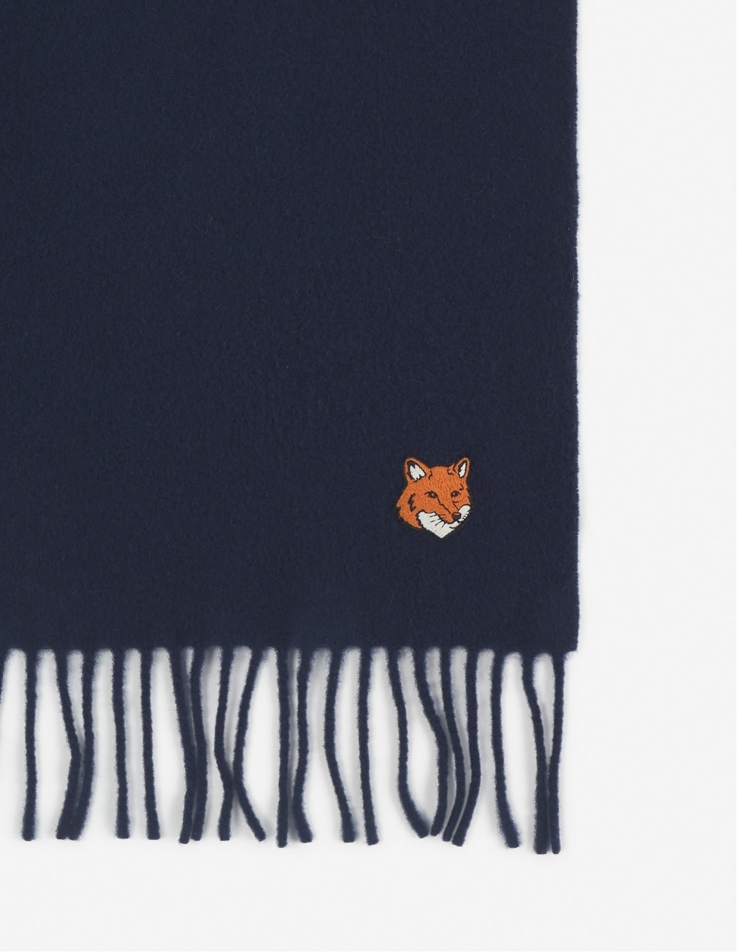 【メゾン キツネ/MAISON KITSUNE / MEN】のMaison Kitsune/FOX HEAD SCARF インテリア・キッズ・メンズ・レディースファッション・服の通販 founy(ファニー) 　ファッション　Fashion　メンズファッション　Fashion for Men　冬　Winter / This Winter　スカーフ　Scarf, Neckwear　パッチ　Patch, Appliqué　フォックス　Fox, Fox Fur　フォルム　Silhouette, Form　フリンジ　Fringe, Tassel　フレンチ　French, French Style　エレガント 上品　Elegant　A/W・秋冬　Autumn/Winter　CLASSIC NAVY|ID: prp329100004791296 ipo3291000000034765449