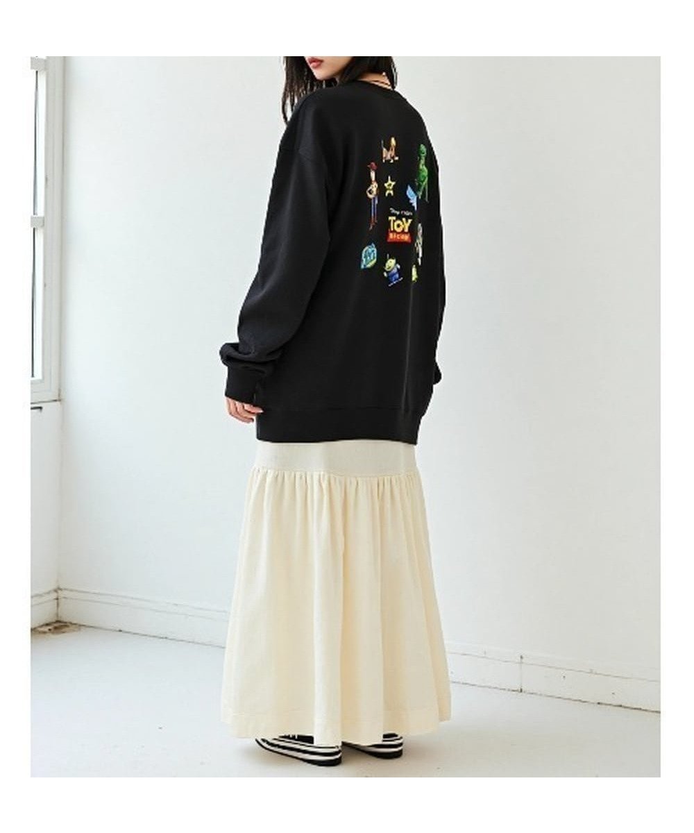 【マルカワ/MARUKAWA】のDisney ディズニー トレーナー メンズ スウェット 裏起毛 オーバーサイズ インテリア・キッズ・メンズ・レディースファッション・服の通販 founy(ファニー) 　ファッション　Fashion　レディースファッション　Fashion for Women　トップス・カットソー　Cut & Sew Tops　レディースパーカー・カジュアルフーディー　Casual Hoodies & Sweatshirts　スウェット・クルーネックトップス　Sweatshirts & Crewnecks / Relaxed Fit Sweat Tops　カリフォルニア　California, Cali Style　カーゴパンツ　Cargo Pants, Utility Pants　キャップ　Cap, Baseball Cap　キャラクター　Character, Licensed Characters　サッカー　Seersucker, Summer Fabric　サテン　Satin, Glossy Fabric　サロペット　Overalls, Salopette　シアー　Sheer, See-Through　シフォン　Chiffon, Lightweight Fabric　ショルダー　Shoulder, Shoulder Strap　ジャケット　Jacket, Outerwear　ジーンズ　Jeans, Denim Pants　スウェット / スエット　Sweatshirt, Sweatwear　スニーカー　Sneakers, Trainers　スポーツ　Sports, Activewear　ダウン　Down, Puffer　チュール　Tulip, Tulip Motif　デニム　Denim, Jeans Material　トレンド　Trend, Trending Now　トレーナー　Sweatshirt, Trainer　パーカー　Hoodie, Parka　ビッグ　Big, Oversized　フロント　Front, Front Design　ブルゾン　Blouson, Bomber Jacket　プリント　Print, Printed Pattern　ブラック系その他4|ID: prp329100004791356 ipo3291000000034765691