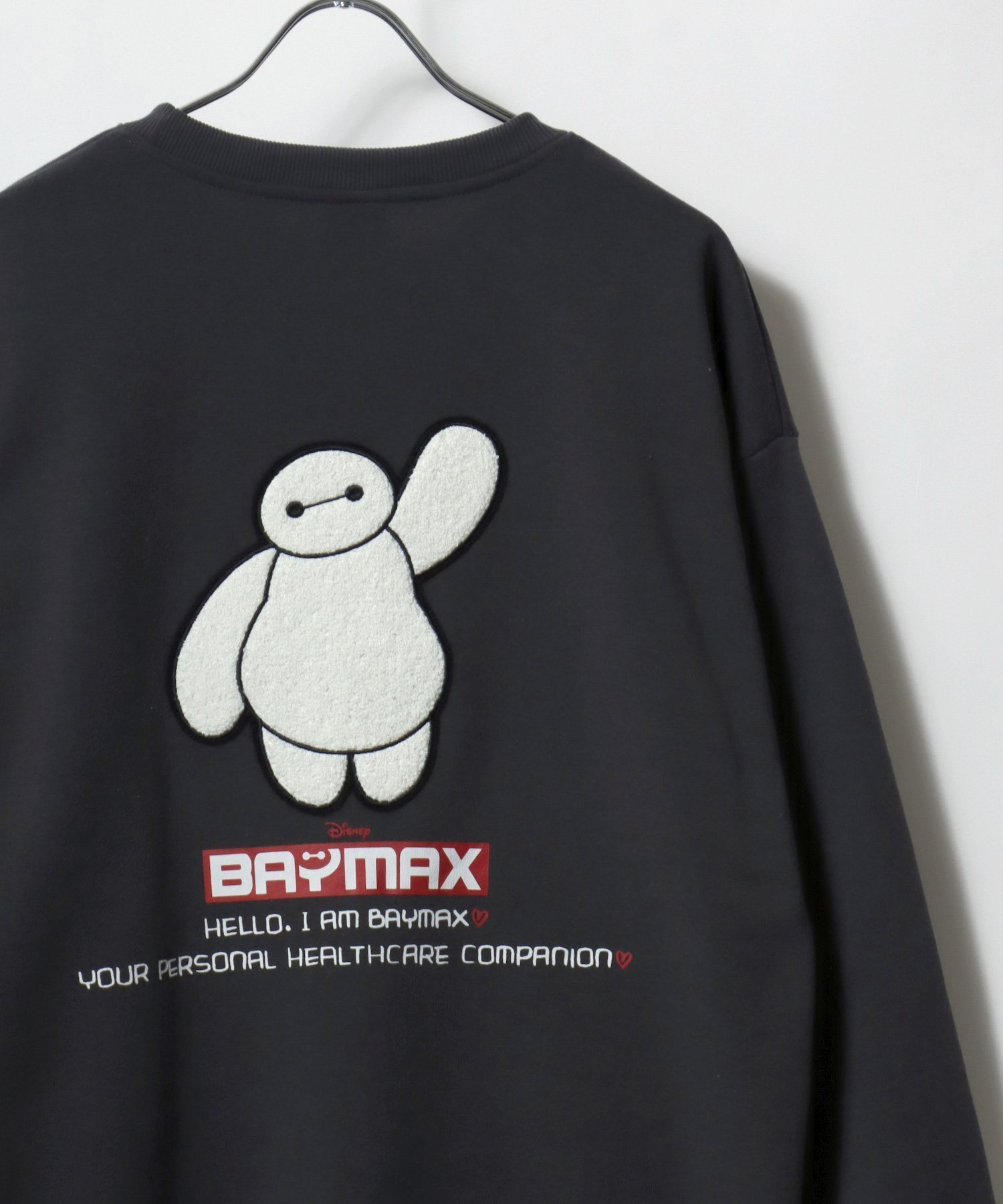 【マルカワ/MARUKAWA】のDisney ディズニー トレーナー メンズ スウェット 裏起毛 オーバーサイズ インテリア・キッズ・メンズ・レディースファッション・服の通販 founy(ファニー) 　ファッション　Fashion　レディースファッション　Fashion for Women　トップス・カットソー　Cut & Sew Tops　レディースパーカー・カジュアルフーディー　Casual Hoodies & Sweatshirts　スウェット・クルーネックトップス　Sweatshirts & Crewnecks / Relaxed Fit Sweat Tops　カリフォルニア　California, Cali Style　カーゴパンツ　Cargo Pants, Utility Pants　キャップ　Cap, Baseball Cap　キャラクター　Character, Licensed Characters　サッカー　Seersucker, Summer Fabric　サテン　Satin, Glossy Fabric　サロペット　Overalls, Salopette　シアー　Sheer, See-Through　シフォン　Chiffon, Lightweight Fabric　ショルダー　Shoulder, Shoulder Strap　ジャケット　Jacket, Outerwear　ジーンズ　Jeans, Denim Pants　スウェット / スエット　Sweatshirt, Sweatwear　スニーカー　Sneakers, Trainers　スポーツ　Sports, Activewear　ダウン　Down, Puffer　チュール　Tulip, Tulip Motif　デニム　Denim, Jeans Material　トレンド　Trend, Trending Now　トレーナー　Sweatshirt, Trainer　パーカー　Hoodie, Parka　ビッグ　Big, Oversized　フロント　Front, Front Design　ブルゾン　Blouson, Bomber Jacket　プリント　Print, Printed Pattern　ブラック系その他5|ID: prp329100004791356 ipo3291000000034765697