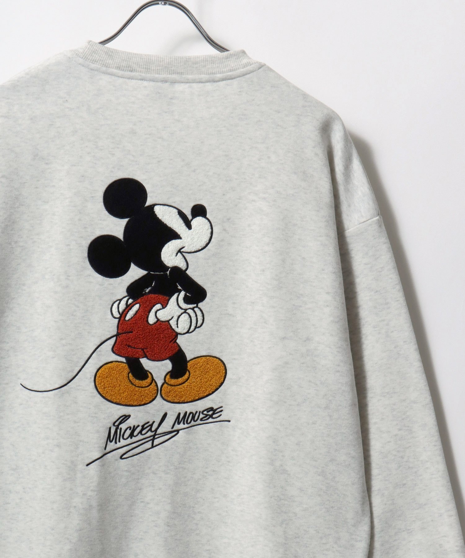 【マルカワ/MARUKAWA】のDisney ディズニー トレーナー メンズ スウェット 裏起毛 オーバーサイズ インテリア・キッズ・メンズ・レディースファッション・服の通販 founy(ファニー) 　ファッション　Fashion　レディースファッション　Fashion for Women　トップス・カットソー　Cut & Sew Tops　レディースパーカー・カジュアルフーディー　Casual Hoodies & Sweatshirts　スウェット・クルーネックトップス　Sweatshirts & Crewnecks / Relaxed Fit Sweat Tops　カリフォルニア　California, Cali Style　カーゴパンツ　Cargo Pants, Utility Pants　キャップ　Cap, Baseball Cap　キャラクター　Character, Licensed Characters　サッカー　Seersucker, Summer Fabric　サテン　Satin, Glossy Fabric　サロペット　Overalls, Salopette　シアー　Sheer, See-Through　シフォン　Chiffon, Lightweight Fabric　ショルダー　Shoulder, Shoulder Strap　ジャケット　Jacket, Outerwear　ジーンズ　Jeans, Denim Pants　スウェット / スエット　Sweatshirt, Sweatwear　スニーカー　Sneakers, Trainers　スポーツ　Sports, Activewear　ダウン　Down, Puffer　チュール　Tulip, Tulip Motif　デニム　Denim, Jeans Material　トレンド　Trend, Trending Now　トレーナー　Sweatshirt, Trainer　パーカー　Hoodie, Parka　ビッグ　Big, Oversized　フロント　Front, Front Design　ブルゾン　Blouson, Bomber Jacket　プリント　Print, Printed Pattern　アッシュグレー|ID: prp329100004791356 ipo3291000000034765698