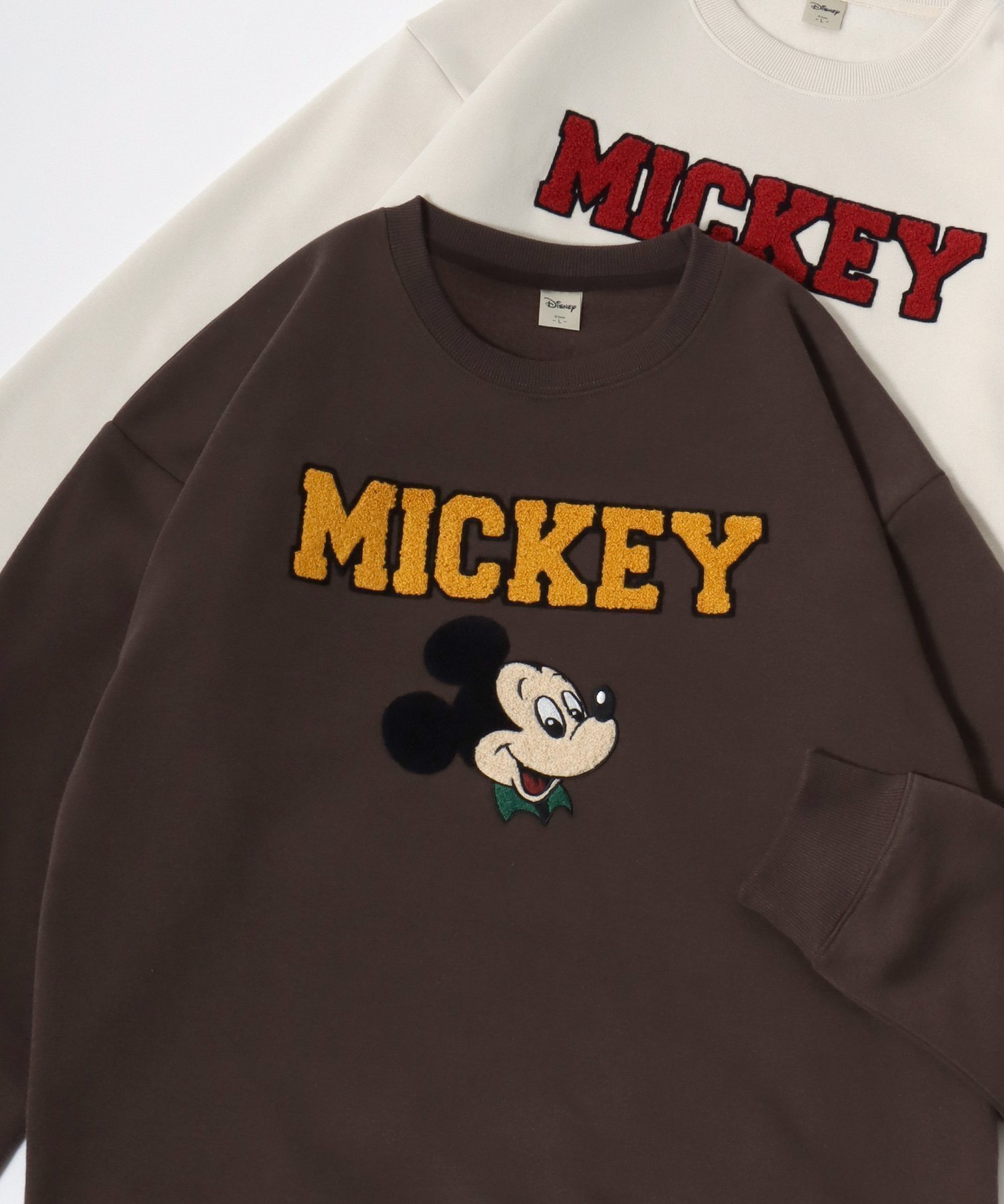 【マルカワ/MARUKAWA】のDisney ディズニー トレーナー メンズ スウェット 裏起毛 オーバーサイズ インテリア・キッズ・メンズ・レディースファッション・服の通販 founy(ファニー) 　ファッション　Fashion　レディースファッション　Fashion for Women　トップス・カットソー　Cut & Sew Tops　レディースパーカー・カジュアルフーディー　Casual Hoodies & Sweatshirts　スウェット・クルーネックトップス　Sweatshirts & Crewnecks / Relaxed Fit Sweat Tops　カリフォルニア　California, Cali Style　カーゴパンツ　Cargo Pants, Utility Pants　キャップ　Cap, Baseball Cap　キャラクター　Character, Licensed Characters　サッカー　Seersucker, Summer Fabric　サテン　Satin, Glossy Fabric　サロペット　Overalls, Salopette　シアー　Sheer, See-Through　シフォン　Chiffon, Lightweight Fabric　ショルダー　Shoulder, Shoulder Strap　ジャケット　Jacket, Outerwear　ジーンズ　Jeans, Denim Pants　スウェット / スエット　Sweatshirt, Sweatwear　スニーカー　Sneakers, Trainers　スポーツ　Sports, Activewear　ダウン　Down, Puffer　チュール　Tulip, Tulip Motif　デニム　Denim, Jeans Material　トレンド　Trend, Trending Now　トレーナー　Sweatshirt, Trainer　パーカー　Hoodie, Parka　ビッグ　Big, Oversized　フロント　Front, Front Design　ブルゾン　Blouson, Bomber Jacket　プリント　Print, Printed Pattern　ブラウン|ID: prp329100004791356 ipo3291000000034765707