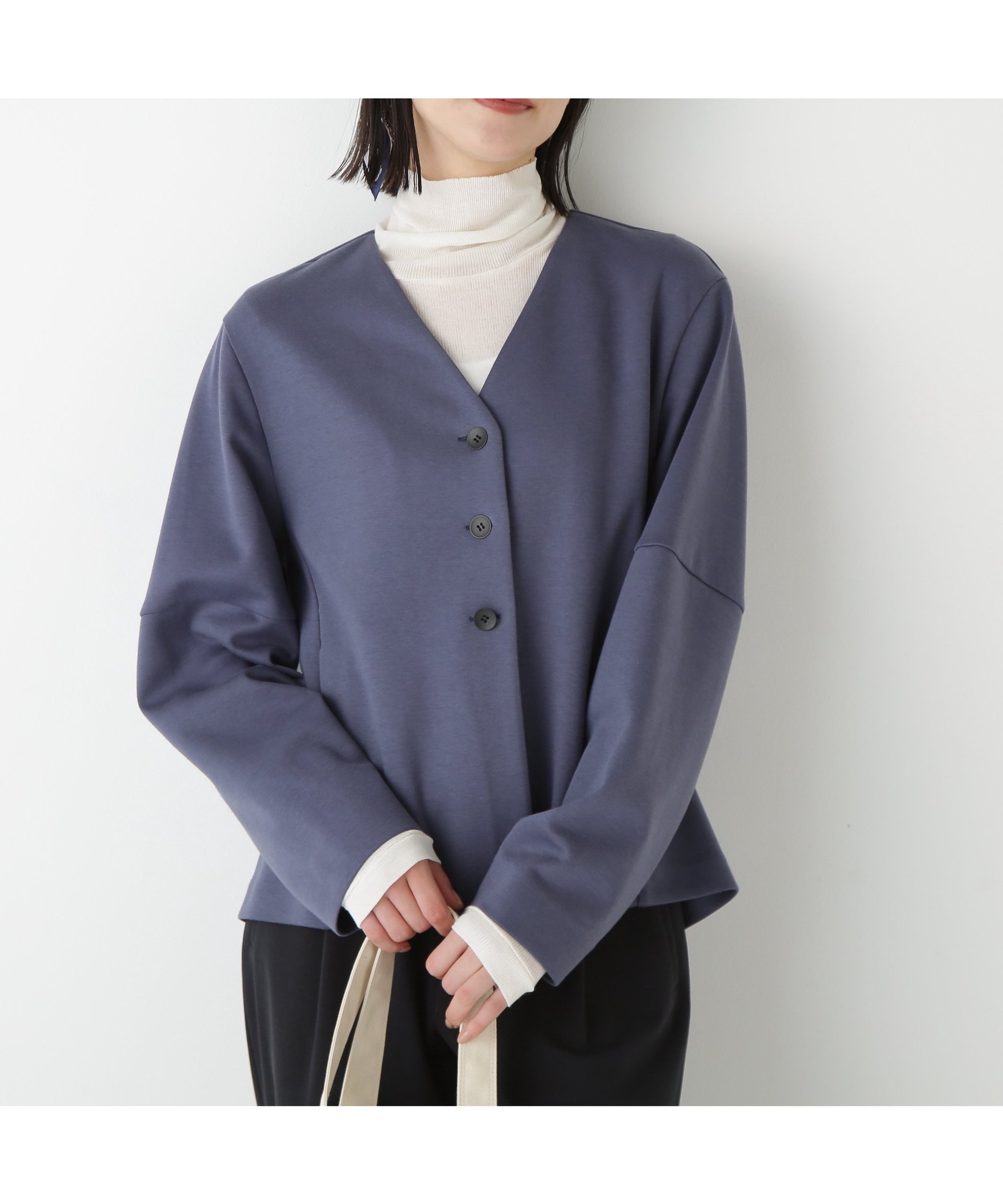 【ヒューマンウーマン/HUMAN WOMAN】のダンボールVネックカーディガン 人気、トレンドファッション・服の通販 founy(ファニー) 　ファッション　Fashion　レディースファッション　Fashion for Women　トップス・カットソー　Cut & Sew Tops　カーディガン・羽織り　Layered Style Cardigans　Vネックトップス　V-Neck Tops / V-Cut Neckline Shirts　おすすめ　Recommended / Our Picks　インナー　Innerwear　カットソー　Cut and Sewn Top　カーディガン　Cardigan, Knitwear　スタンダード　Standard, Basic　ボトム　Bottoms, Lower Wear　メタル　Metal, Metal Parts　 other-1|ID: prp329100004791369 ipo3291000000034765749