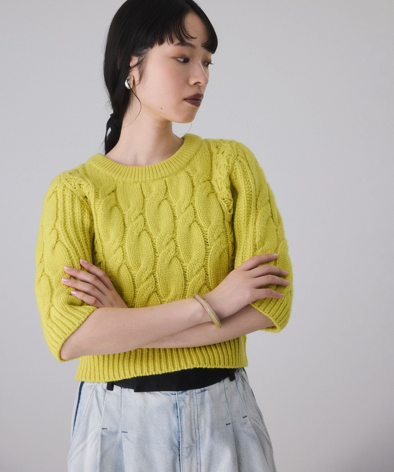 【アダム エ ロペ/ADAM ET ROPE'】の【サステナブル】ケーブルハーフスリーブニット インテリア・キッズ・メンズ・レディースファッション・服の通販 founy(ファニー) ファッション Fashion レディースファッション Fashion for Women トップス・カットソー Cut & Sew Tops ニット Knit Tops & Sweaters イエロー Yellow インナー Innerwear コンパクト Compact, Small Size ジャケット Jacket, Outerwear スラックス Slacks, Dress Pants デニム Denim, Jeans Material ビビッド Vivid, Bright Tone 半袖 Short Sleeve, Half Sleeve 羽織 Haori, Light Jacket 冬 Winter / This Winter A/W・秋冬 Autumn/Winter おすすめ Recommended / Our Picks 2026年 2026 イエロー系(81)|ID: prp329100004791432 ipo3291000000034766010