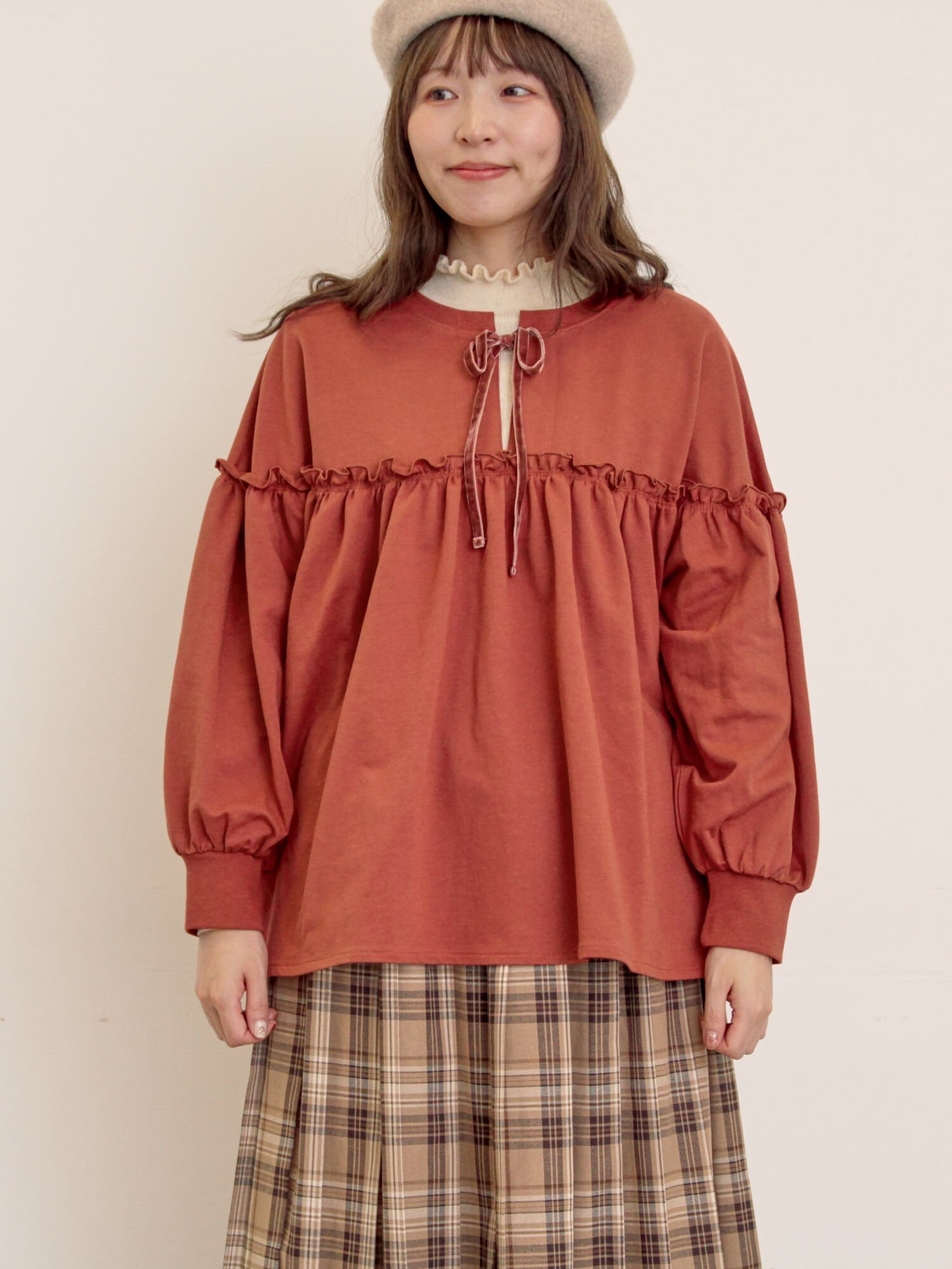 【サマンサモスモス/Samansa Mos2】のミニ裏毛切替ギャザープルオーバー インテリア・キッズ・メンズ・レディースファッション・服の通販 founy(ファニー) ファッション Fashion レディースファッション Fashion for Women トップス・カットソー Cut & Sew Tops カジュアルプルオーバー・ニットトップス Pullovers & Knit Tops / Casual Pullovers おすすめ Recommended / Our Picks ギャザー Gathered, Ruffled バランス Balance, Style Balance リボン Ribbon, Bow ワンポイント One Point, Statement Accent 切替 Switching, Contrast Panel オレンジ|ID: prp329100004791474 ipo3291000000034766171