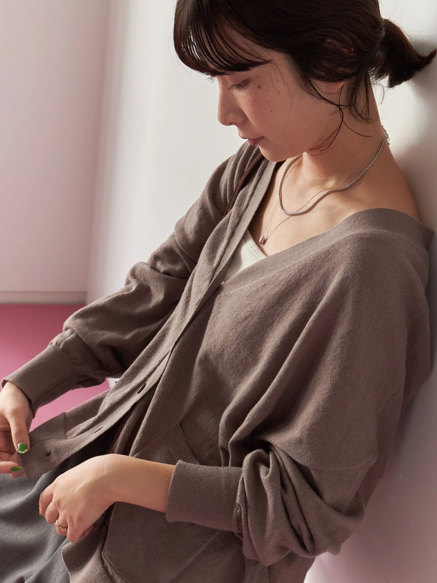 【サマンサモスモス/Samansa Mos2】のマルチスタイルVネックカーディガン インテリア・キッズ・メンズ・レディースファッション・服の通販 founy(ファニー) ファッション Fashion レディースファッション Fashion for Women トップス・カットソー Cut & Sew Tops カーディガン・羽織り Layered Style Cardigans Vネックトップス V-Neck Tops / V-Cut Neckline Shirts カーディガン Cardigan, Knitwear シンプル Simple, Minimal モカ|ID: prp329100004791793 ipo3291000000034768704