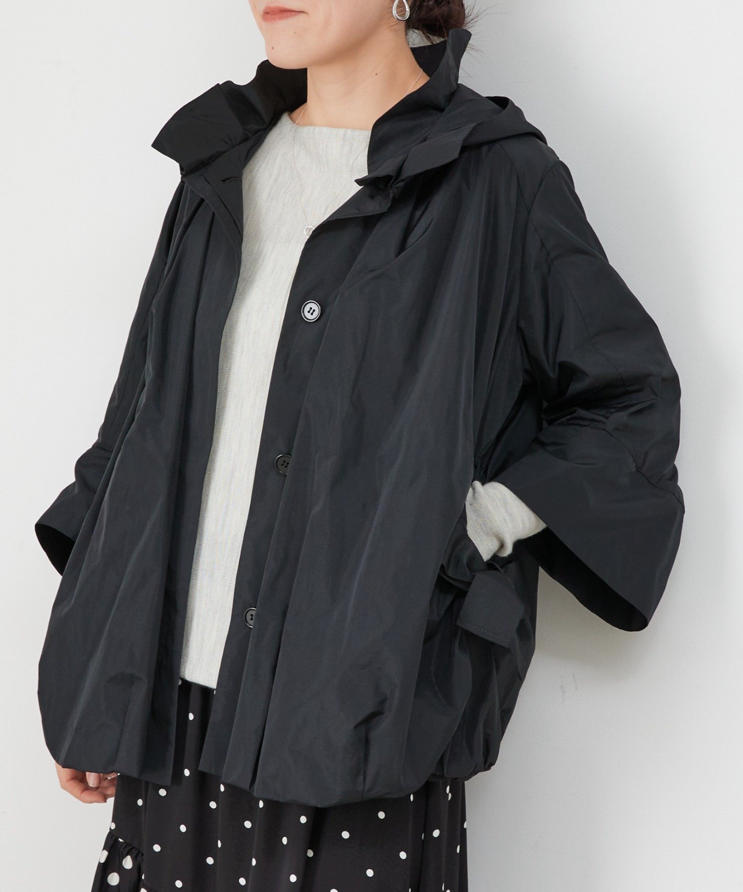 【ビアズリー/BEARDSLEY】のバルーンブルゾン インテリア・キッズ・メンズ・レディースファッション・服の通販 founy(ファニー) ファッション Fashion レディースファッション Fashion for Women アウター Coat / Outerwear Collection ブルゾンジャケット・スポーティアウター Blouson Jackets アクリル Acrylic Material カットソー Cut and Sewn Top 定番 Standard, Basic Item 人気 Popular, Best Seller バルーン Balloon, Balloon Silhouette フォルム Silhouette, Form ブルゾン Blouson, Bomber Jacket ポケット Pocket, Pocket Detail リボン Ribbon, Bow 再入荷 Restock / Back in Stock ブラック|ID: prp329100004791834 ipo3291000000034768896