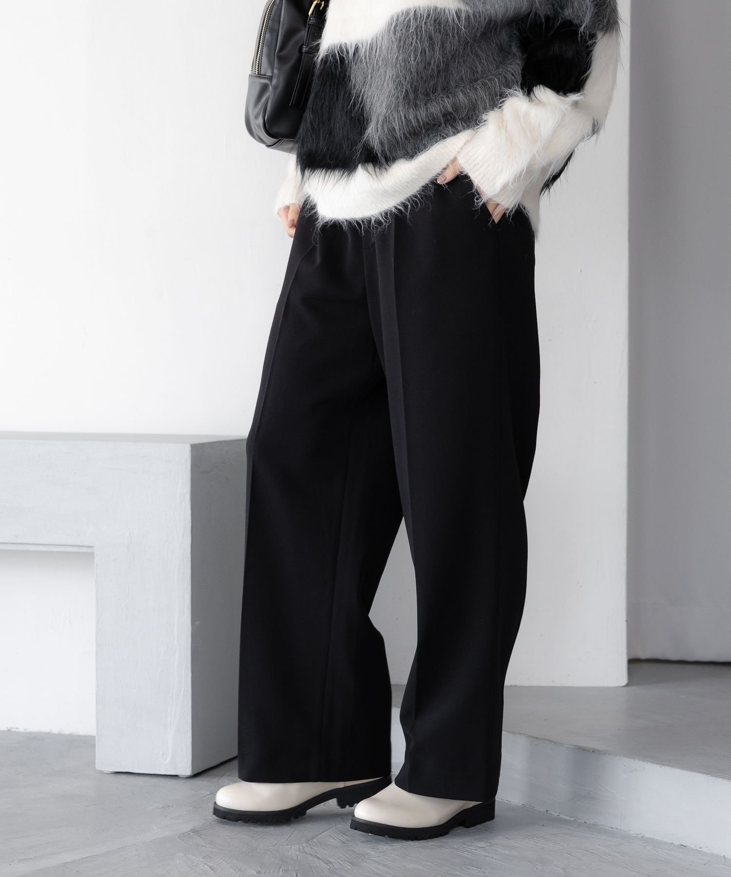 【エルーラ/Elura】のサマ見えあったかワイドパンツ 低身長サイズあり /593424 インテリア・キッズ・メンズ・レディースファッション・服の通販 founy(ファニー) 　ファッション　Fashion　レディースファッション　Fashion for Women　パンツ　Pants & Trousers　カットソー　Cut and Sewn Top　ジョーゼット　Georgette, Semi-Sheer Fabric　スニーカー　Sneakers, Trainers　トレンド　Trend, Trending Now　リラックス　Relax, Relaxed Fit　ワイド　Wide, Wide Fit　エレガント 上品　Elegant　冬　Winter / This Winter　ブラック09|ID: prp329100004791891 ipo3291000000035017405