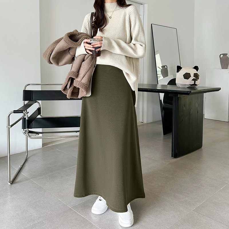 【ココモモ/COCOMOMO】の裏起毛 ロングスカート ふわふわ裏起毛スカート あったか ロング マキシ スカート インテリア・キッズ・メンズ・レディースファッション・服の通販 founy(ファニー) 　ファッション　Fashion　レディースファッション　Fashion for Women　スカート　Skirts　ロングスカート　Long Skirts / Maxi & Midi Skirts　シンプル　Simple, Minimal　パープル　Purple, Violet　フレア　Flare, Flared　ブランケット　Blanket, Throw Blanket　マキシ　Maxi, Full Length　レギュラー　Regular, Standard Fit　ロング　Long, Long-Length　冬　Winter / This Winter　マキシ丈・カーキ|ID: prp329100004791935 ipo3291000000034769598