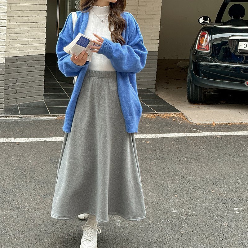 【ココモモ/COCOMOMO】の裏起毛 ロングスカート ふわふわ裏起毛スカート あったか ロング マキシ スカート インテリア・キッズ・メンズ・レディースファッション・服の通販 founy(ファニー) 　ファッション　Fashion　レディースファッション　Fashion for Women　スカート　Skirts　ロングスカート　Long Skirts / Maxi & Midi Skirts　シンプル　Simple, Minimal　パープル　Purple, Violet　フレア　Flare, Flared　ブランケット　Blanket, Throw Blanket　マキシ　Maxi, Full Length　レギュラー　Regular, Standard Fit　ロング　Long, Long-Length　冬　Winter / This Winter　レギュラー丈・ライトグレー|ID: prp329100004791935 ipo3291000000034769607