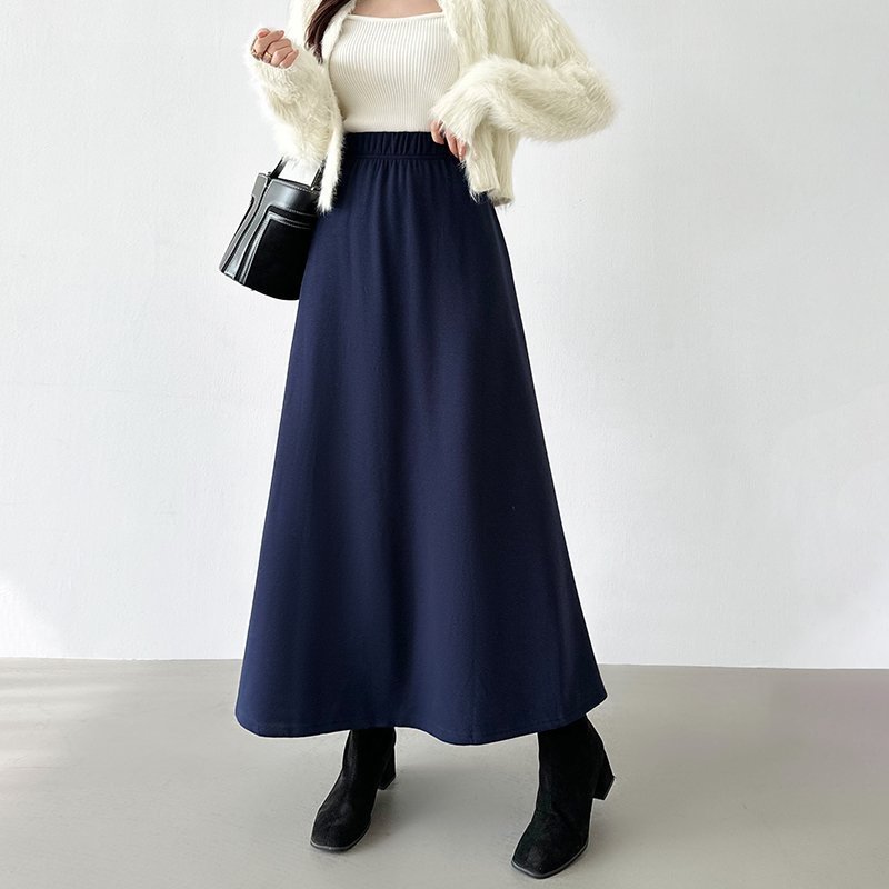 【ココモモ/COCOMOMO】の裏起毛 ロングスカート ふわふわ裏起毛スカート あったか ロング マキシ スカート インテリア・キッズ・メンズ・レディースファッション・服の通販 founy(ファニー) 　ファッション　Fashion　レディースファッション　Fashion for Women　スカート　Skirts　ロングスカート　Long Skirts / Maxi & Midi Skirts　シンプル　Simple, Minimal　パープル　Purple, Violet　フレア　Flare, Flared　ブランケット　Blanket, Throw Blanket　マキシ　Maxi, Full Length　レギュラー　Regular, Standard Fit　ロング　Long, Long-Length　冬　Winter / This Winter　レギュラー丈・ネイビー|ID: prp329100004791935 ipo3291000000034769608