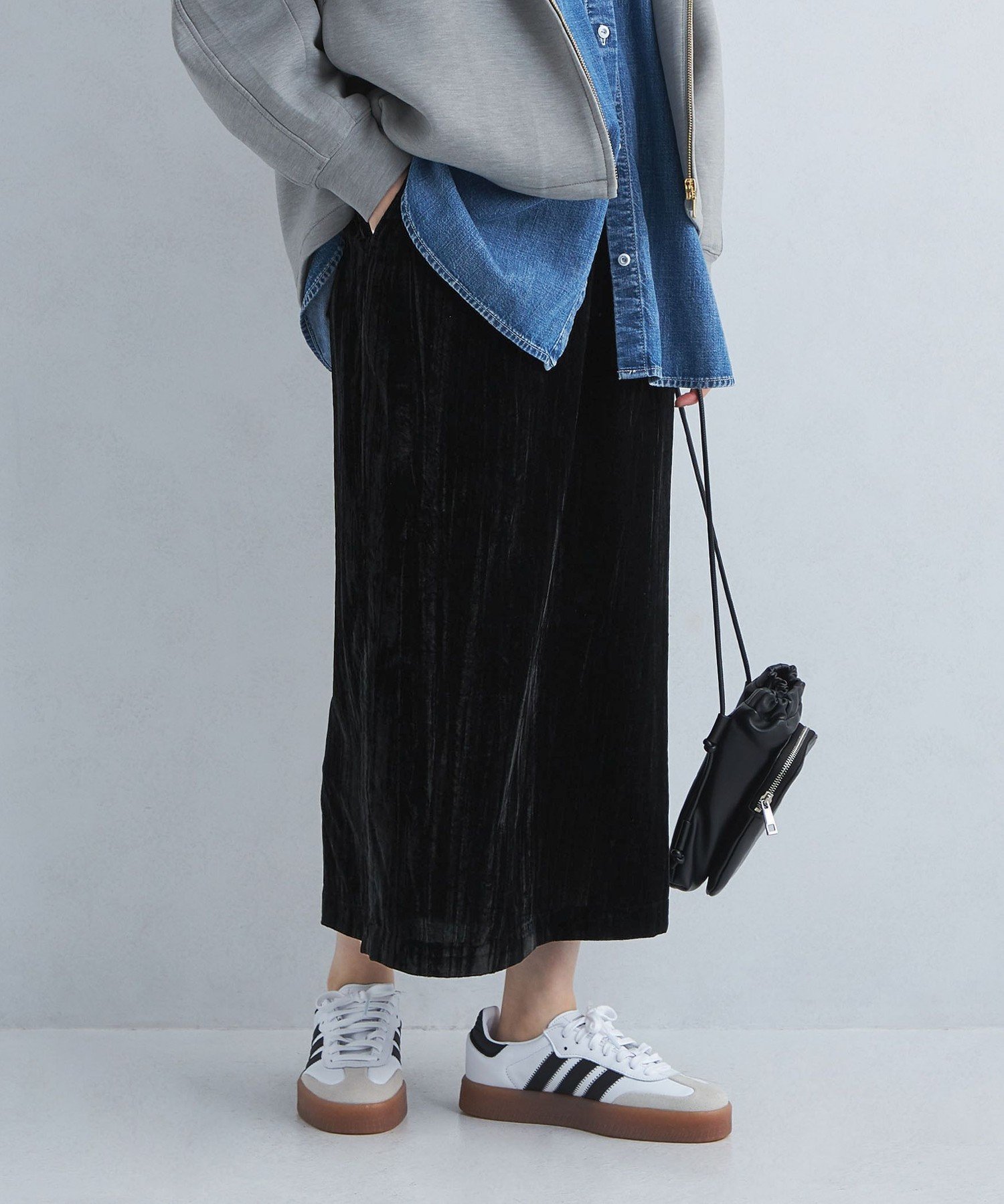 【ユナイテッドアローズ/UNITED ARROWS】のワッシャー ベロア スカート インテリア・キッズ・メンズ・レディースファッション・服の通販 founy(ファニー) 　ファッション　Fashion　レディースファッション　Fashion for Women　スカート　Skirts　秋　Autumn　カットソー　Cut and Sewn Top　スウェット / スエット　Sweatshirt, Sweatwear　スリット　Slit, Slit Detail　ベロア　Velour, Soft Velvet　ロング　Long, Long-Length　ワッシャー　Washer, Crinkled Finish　冬　Winter / This Winter　A/W・秋冬　Autumn/Winter　アウトレット　Outlet / Clearance　おすすめ　Recommended / Our Picks　エレガント 上品　Elegant　BLACK|ID: prp329100004791989 ipo3291000000035143244