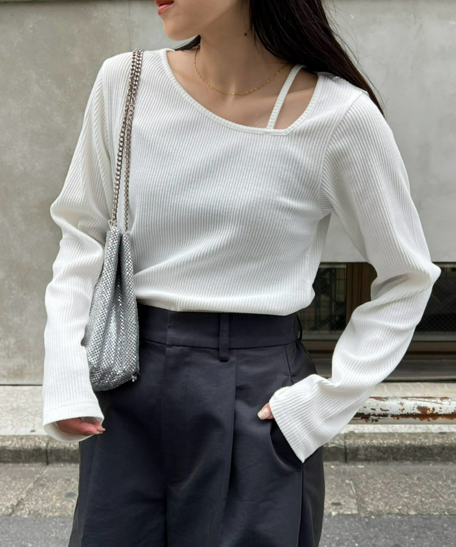 【チャオパニックティピー/CIAOPANIC TYPY】のW【WEB限定】アシメネックリブロンTee 人気、トレンドファッション・服の通販 founy(ファニー) 　ファッション　Fashion　レディースファッション　Fashion for Women　トップス・カットソー　Cut & Sew Tops　ロングTシャツ・Tシャツ　Longline T-Shirts & Tees　アシンメトリー　Asymmetrical Style　インナー　Innerwear　クール　Cool, Chic　サロペット　Overalls, Salopette　シンプル　Simple, Minimal　スラックス　Slacks, Dress Pants　デコルテ　Décolleté, Neckline　デニム　Denim, Jeans Material　フィット　Fit, Slim Fit　ベーシック　Basic, Essential　ワイド　Wide, Wide Fit　おすすめ　Recommended / Our Picks　 other-1|ID: prp329100004792016 ipo3291000000034996775