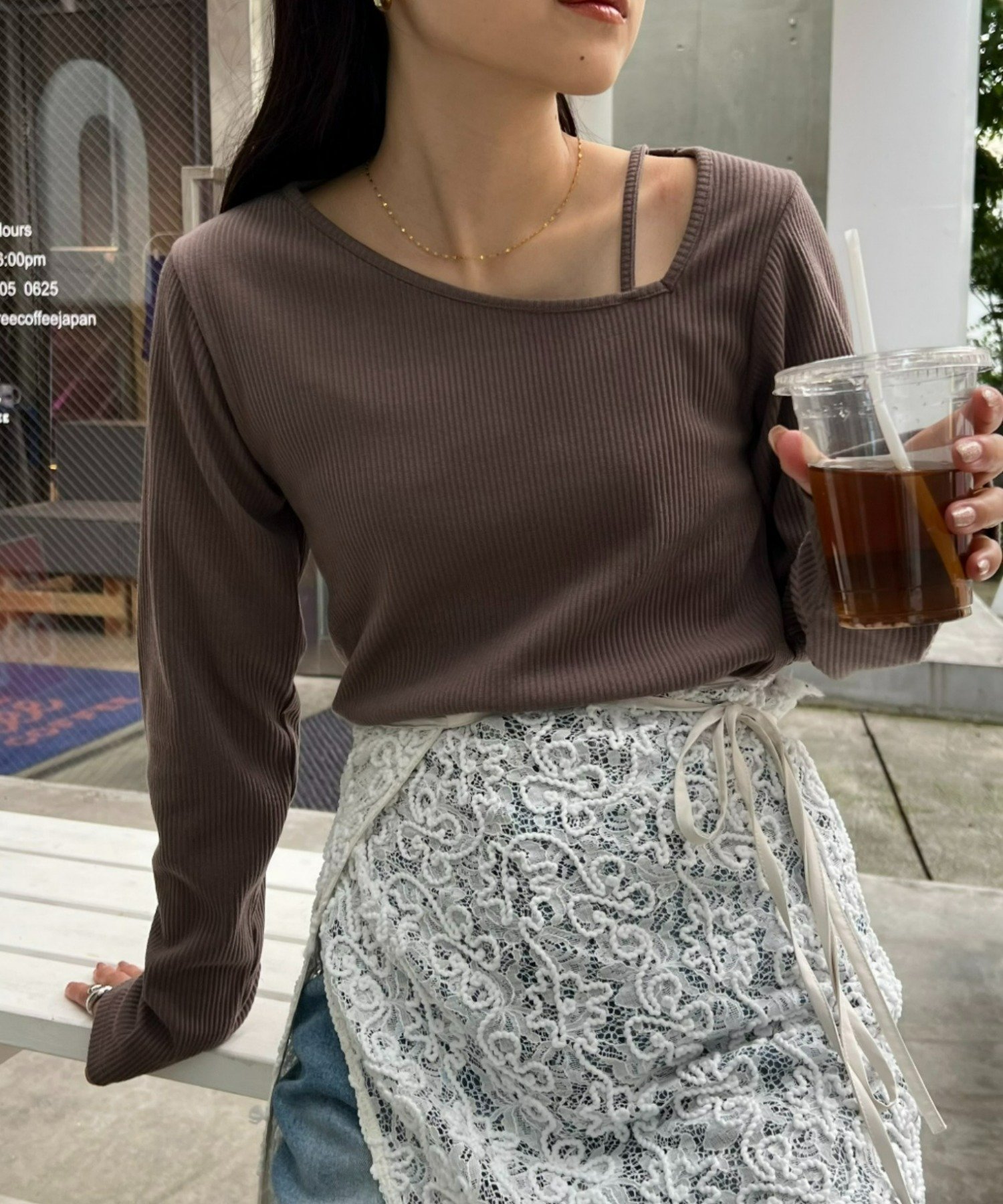 【チャオパニックティピー/CIAOPANIC TYPY】のW【WEB限定】アシメネックリブロンTee インテリア・キッズ・メンズ・レディースファッション・服の通販 founy(ファニー) 　ファッション　Fashion　レディースファッション　Fashion for Women　トップス・カットソー　Cut & Sew Tops　ロングTシャツ・Tシャツ　Longline T-Shirts & Tees　アシンメトリー　Asymmetrical Style　インナー　Innerwear　クール　Cool, Chic　サロペット　Overalls, Salopette　シンプル　Simple, Minimal　スラックス　Slacks, Dress Pants　デコルテ　Décolleté, Neckline　デニム　Denim, Jeans Material　フィット　Fit, Slim Fit　ベーシック　Basic, Essential　ワイド　Wide, Wide Fit　おすすめ　Recommended / Our Picks　モカ|ID: prp329100004792016 ipo3291000000034996778