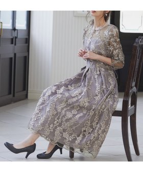 【ビーフラット/bflat】の刺_レース バックリボン パーティードレス 人気、トレンドファッション・服の通販 founy(ファニー) ファッション Fashion レディースファッション Fashion for Women ワンピース Dresses フォーマル・パーティードレス・結婚式用ドレス Elegant & Casual Dresses シアー Sheer, See-Through シャーリング Shirring, Ruched ショルダー Shoulder, Shoulder Strap シルバー Silver, Metallic Silver シンプル Simple, Minimal スカラップ Scallop, Scalloped Edge デコルテ Décolleté, Neckline ドレス Dress, One-Piece 定番 Standard, Basic Item リボン Ribbon, Bow レース Lace, Lace Fabric ロング Long, Long-Length おすすめ Recommended / Our Picks 結婚式 Wedding 披露宴 Wedding Reception 二次会 After Party |ID:prp329100004792063