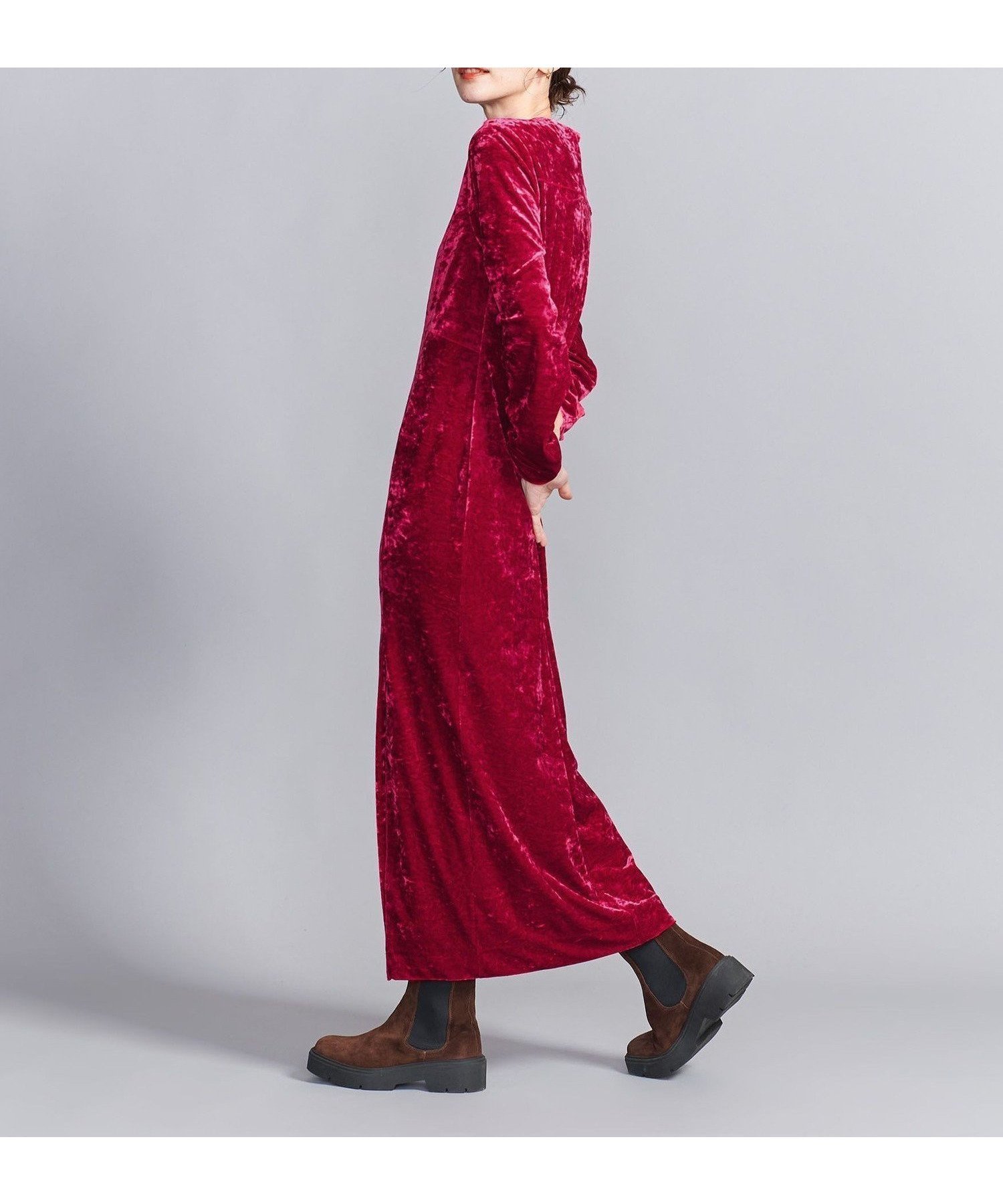 【ユナイテッドアローズ/UNITED ARROWS】のベロアスリットワンピース インテリア・キッズ・メンズ・レディースファッション・服の通販 founy(ファニー) ファッション Fashion レディースファッション Fashion for Women ワンピース Dresses アクセサリー Fashion Accessories クラシック Classic, Timeless Style シンプル Simple, Minimal スニーカー Sneakers, Trainers スリット Slit, Slit Detail タイツ Tights, Legwear ベロア Velour, Soft Velvet リラックス Relax, Relaxed Fit ロング Long, Long-Length アウトレット Outlet / Clearance おすすめ Recommended / Our Picks エレガント 上品 Elegant RED|ID: prp329100004792126 ipo3291000000034870265