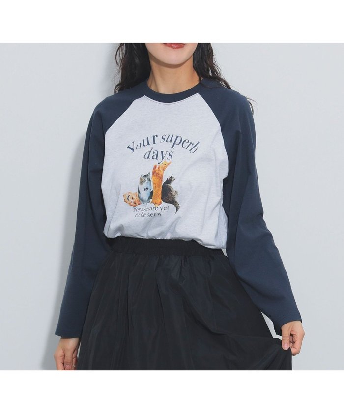 【ビームス ウイメン/BEAMS】のキャットプリント ロングスリーブTシャツ インテリア・キッズ・メンズ・レディースファッション・服の通販 founy(ファニー) https://founy.com/ ファッション Fashion レディースファッション Fashion for Women トップス・カットソー Cut & Sew Tops シャツ・ブラウス・オフィスカジュアル Elegant Blouses & Button-Ups ロングTシャツ・Tシャツ Longline T-Shirts & Tees カーディガン Cardigan, Knitwear キャップ Cap, Baseball Cap シンプル Simple, Minimal スリーブ Sleeve, Long Sleeve / Short Sleeve デニム Denim, Jeans Material 猫 Cat, Kitty プリント Print, Printed Pattern ルーズ Loose, Oversized ロング Long, Long-Length おすすめ Recommended / Our Picks |ID: prp329100004792144 ipo3291000000034770956