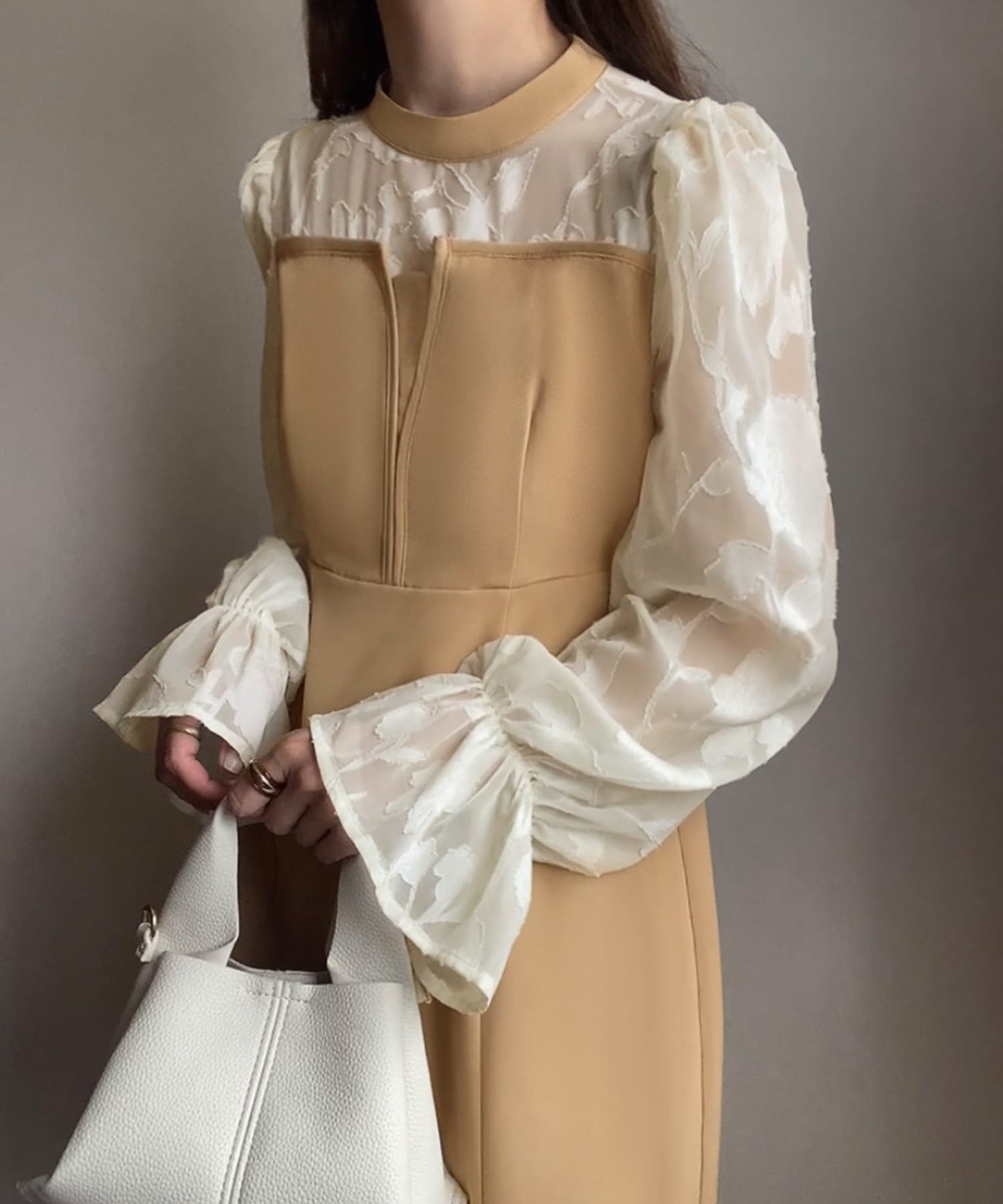 【ジュノア/JUNOAH】のFILLOU レースドッキングワンピース インテリア・キッズ・メンズ・レディースファッション・服の通販 founy(ファニー) 　ファッション　Fashion　レディースファッション　Fashion for Women　ワンピース　Dresses　Aアイボリー×ベージュ|ID: prp329100004792159 ipo3291000000035177772